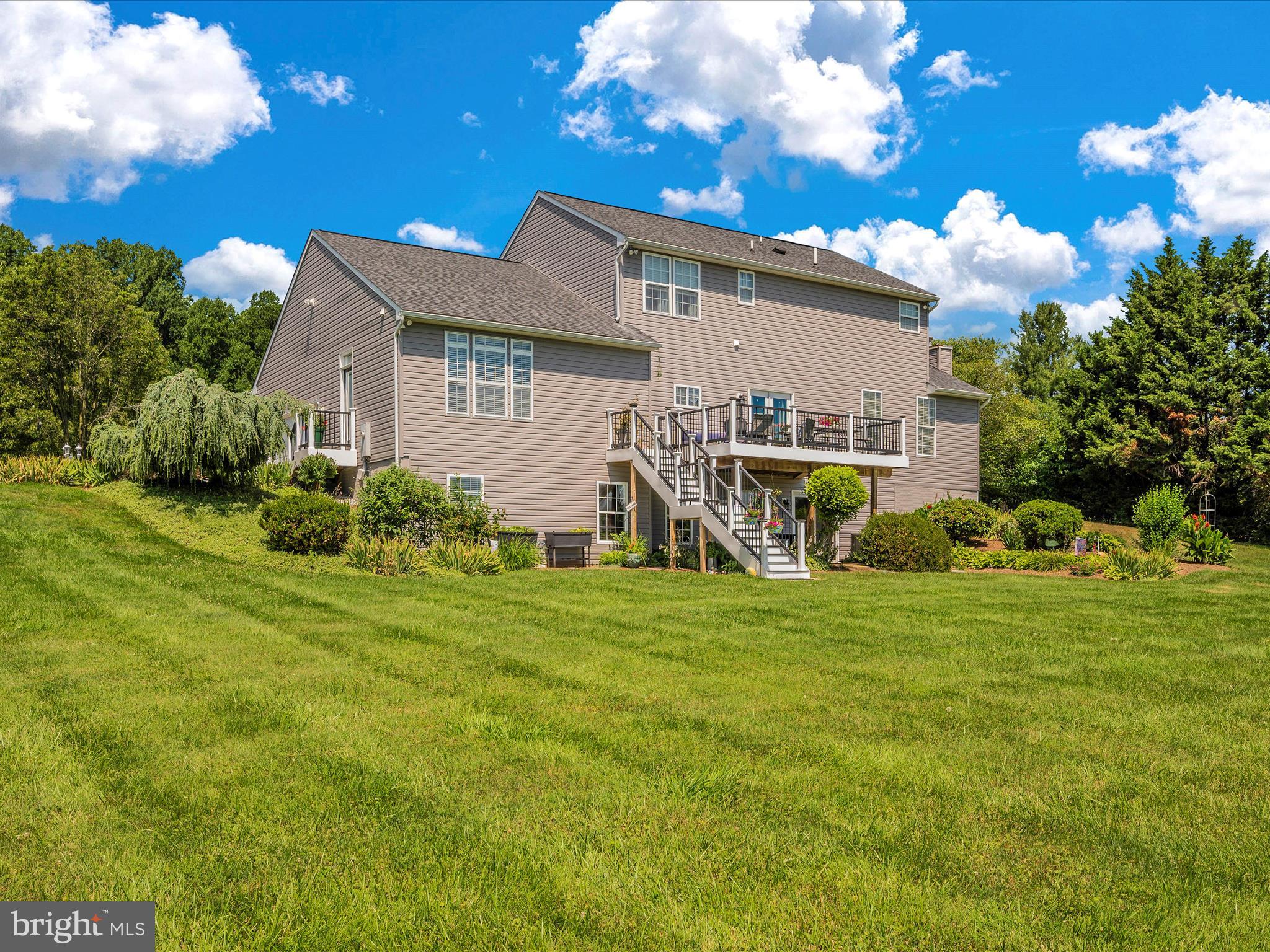 4715 Elmer Derr Rd