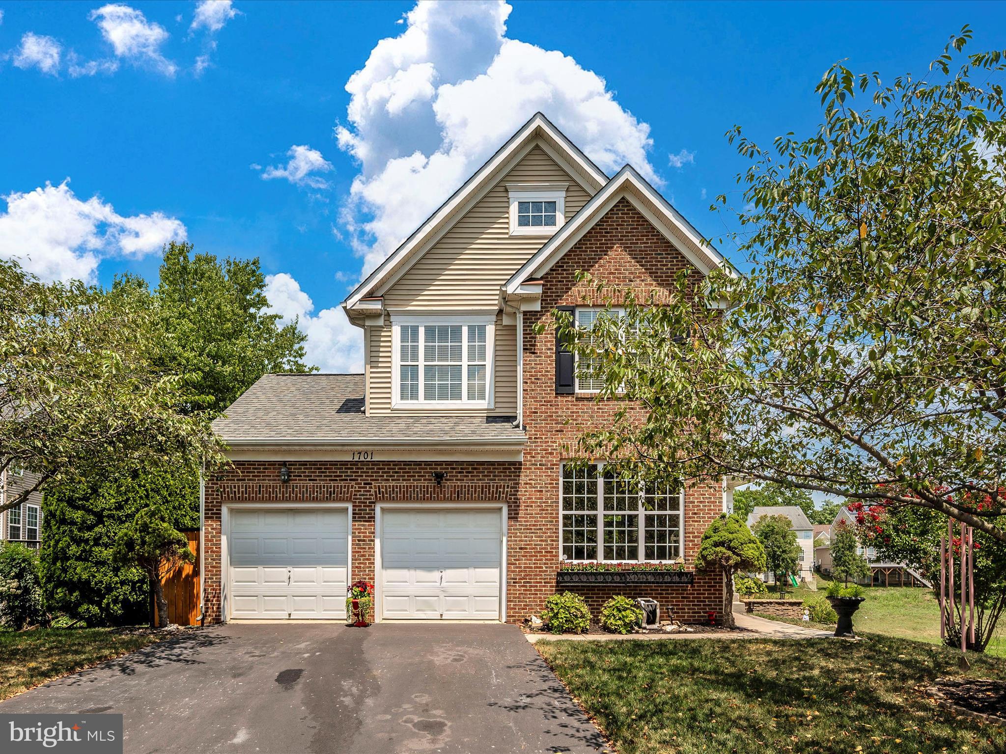 1701 Wheyfield Dr