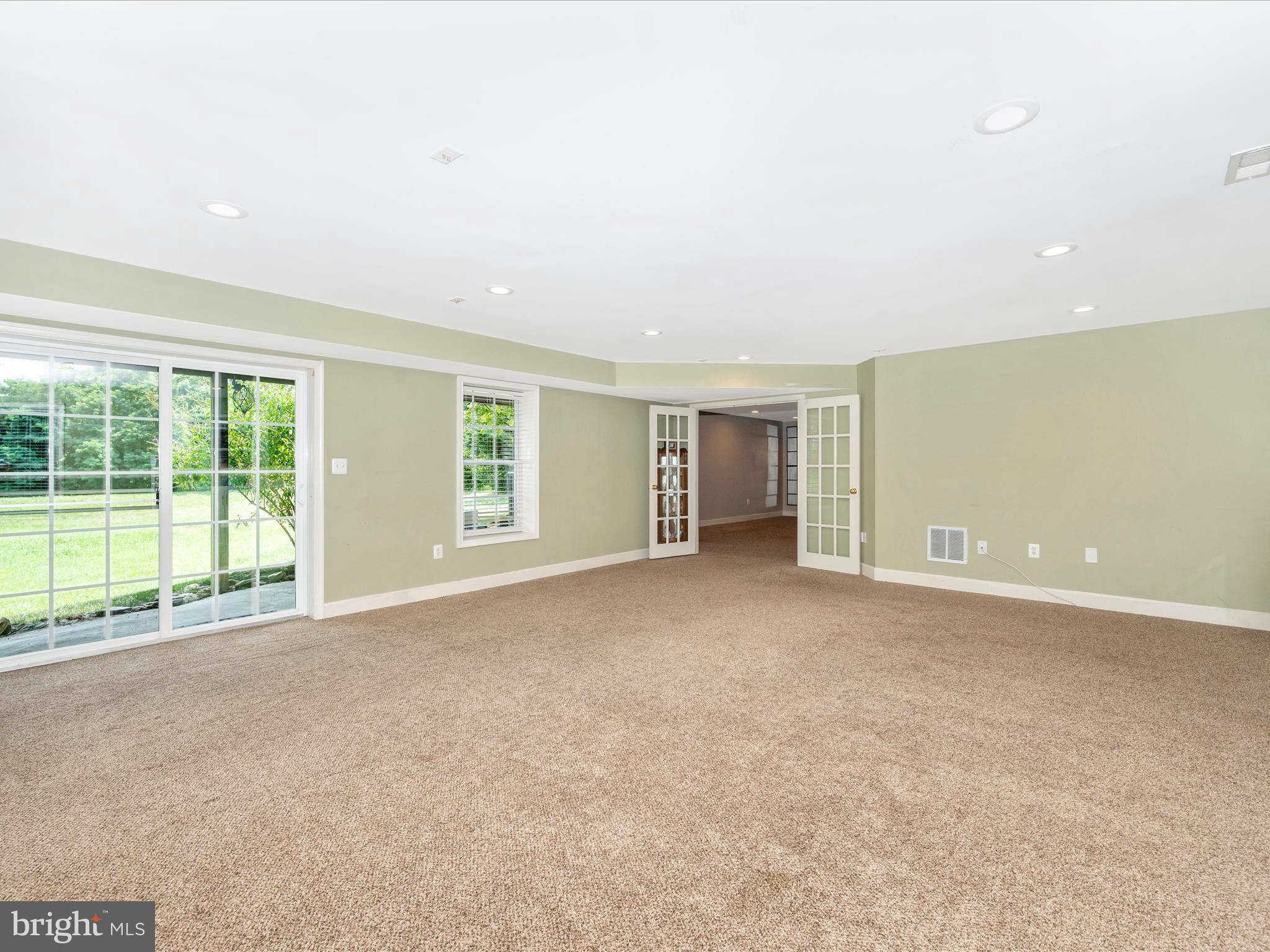 1701 Wheyfield Dr