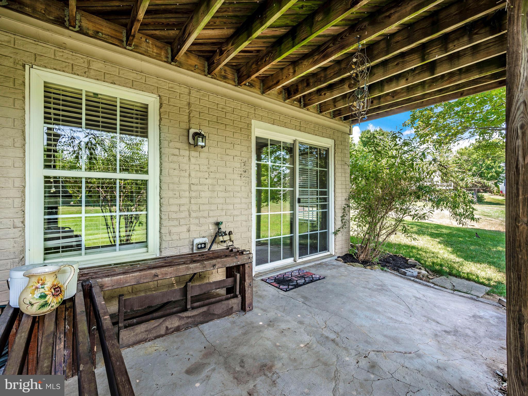 1701 Wheyfield Dr