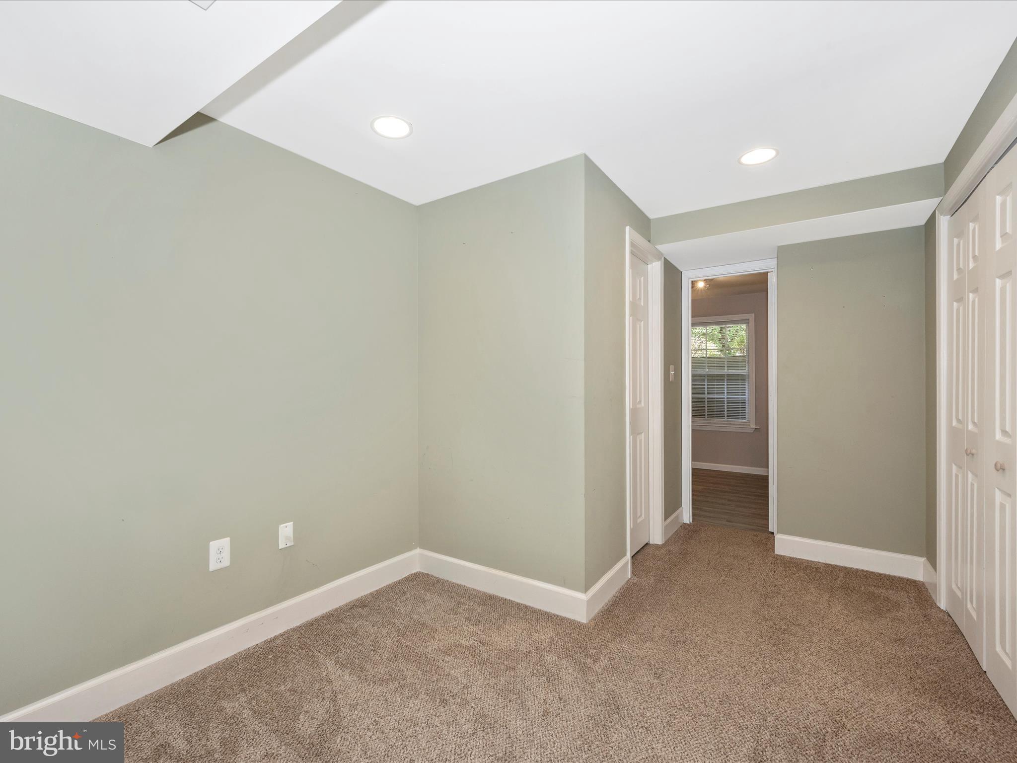 1701 Wheyfield Dr