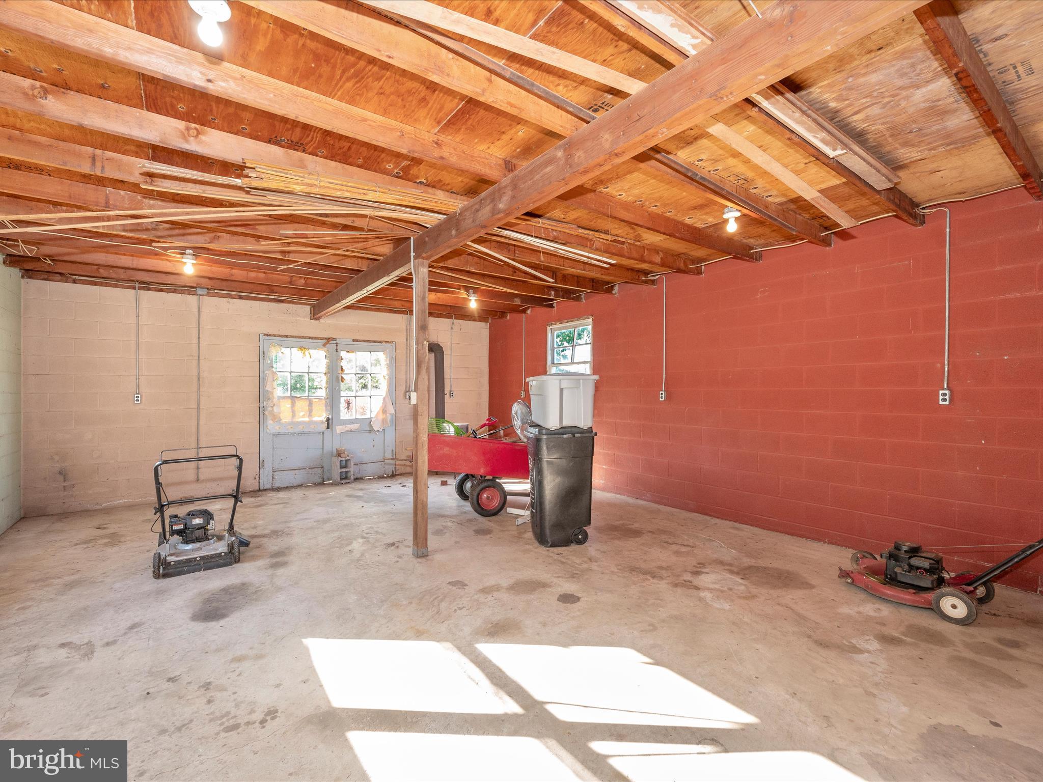 9329 Fingerboard Rd
