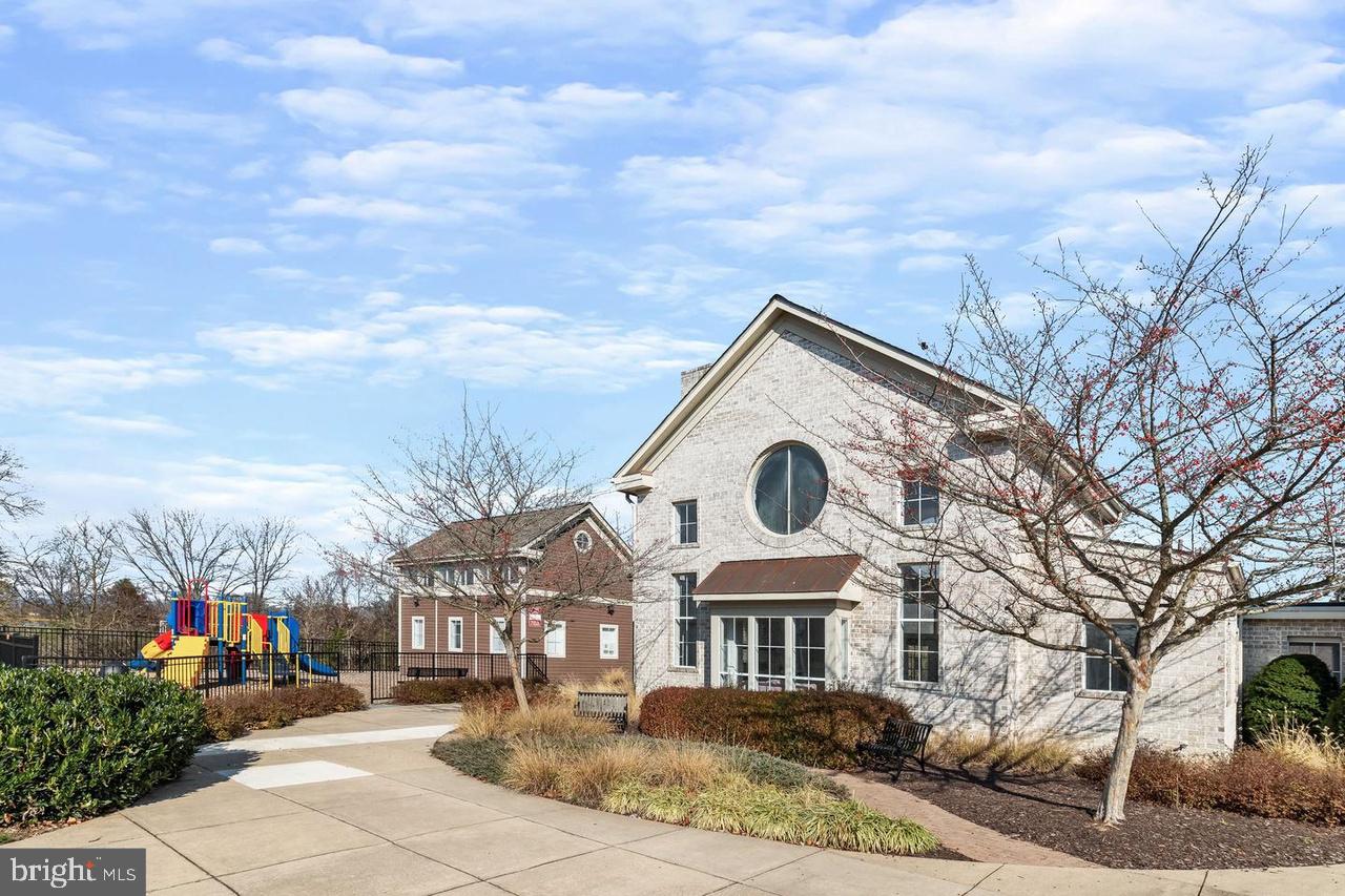 2609 S Everly Dr #9 11 Unit: 9  11