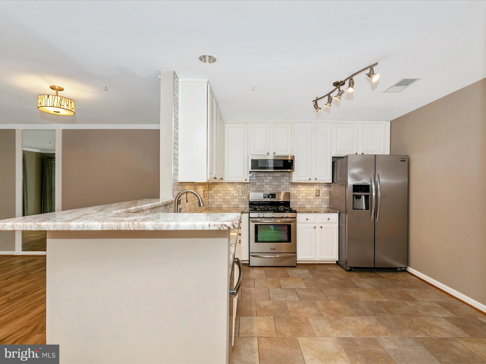 2609 S Everly Dr #9 11 Unit: 9  11