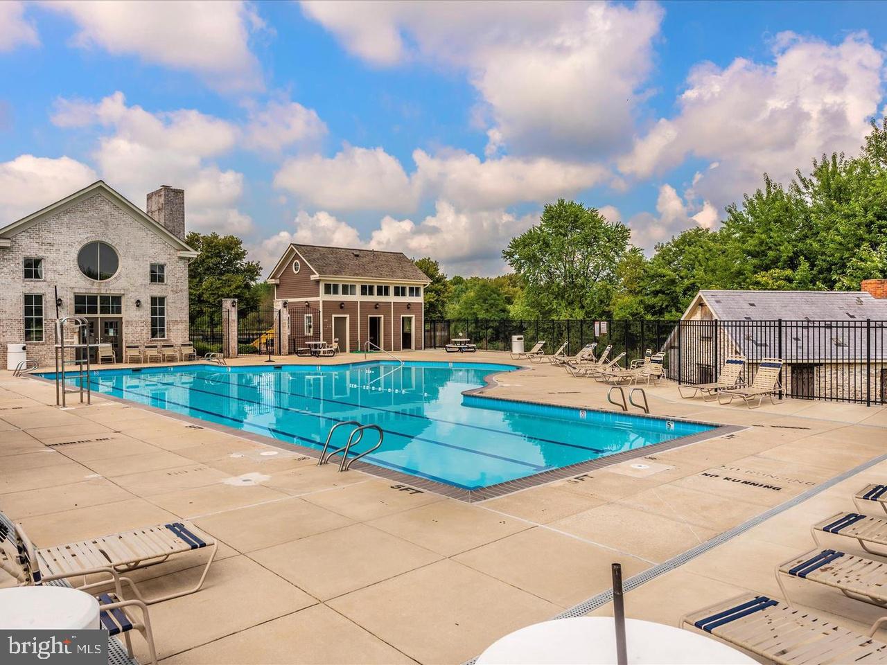 2609 S Everly Dr #9 11 Unit: 9  11