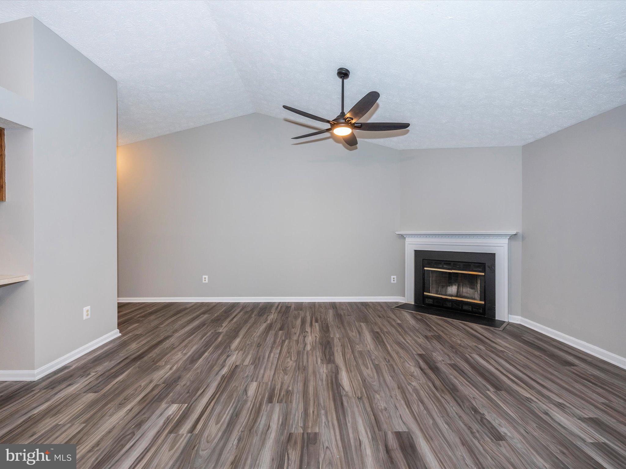 2112 Whitehall Rd #2c