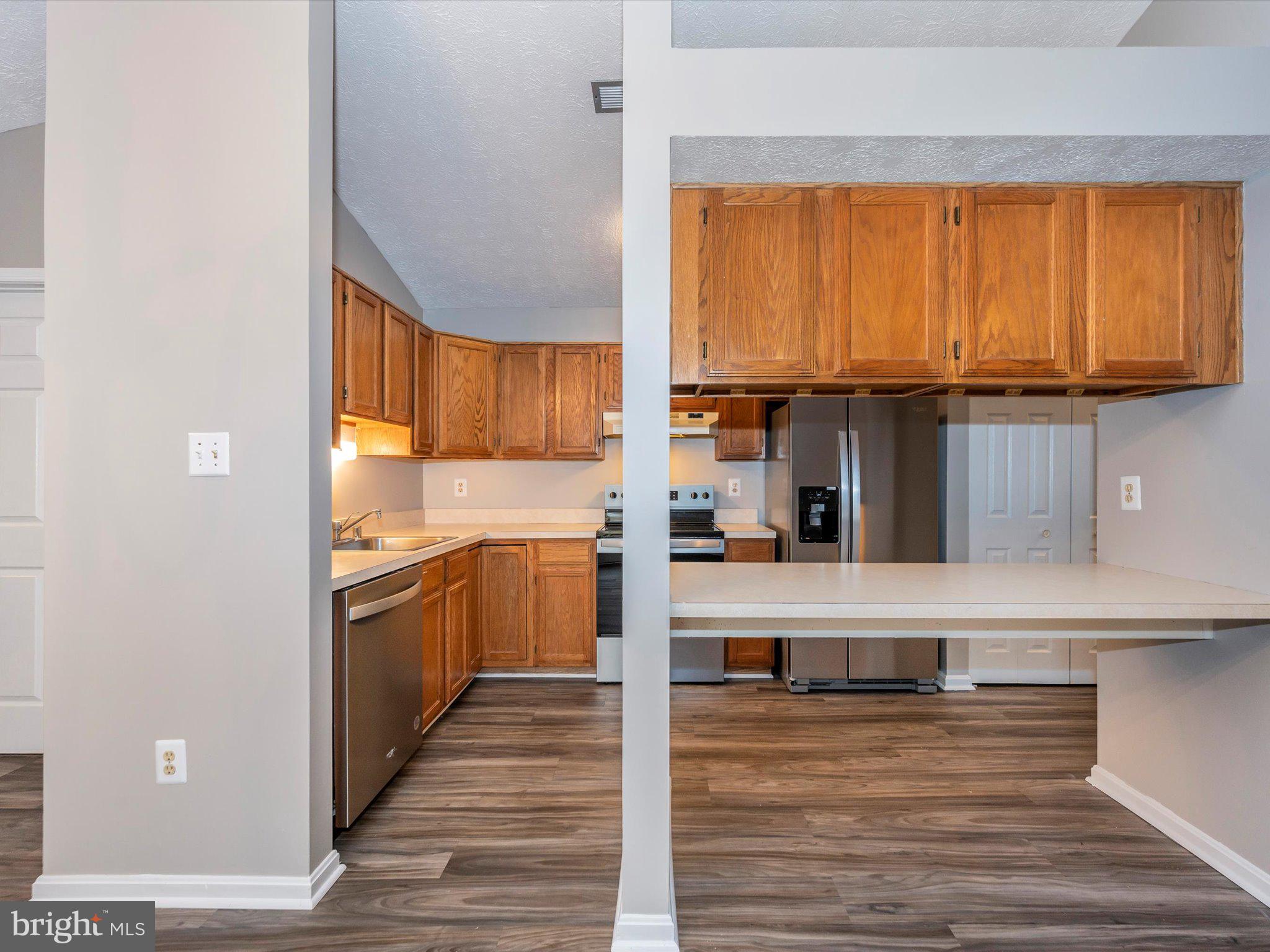 2112 Whitehall Rd #2c