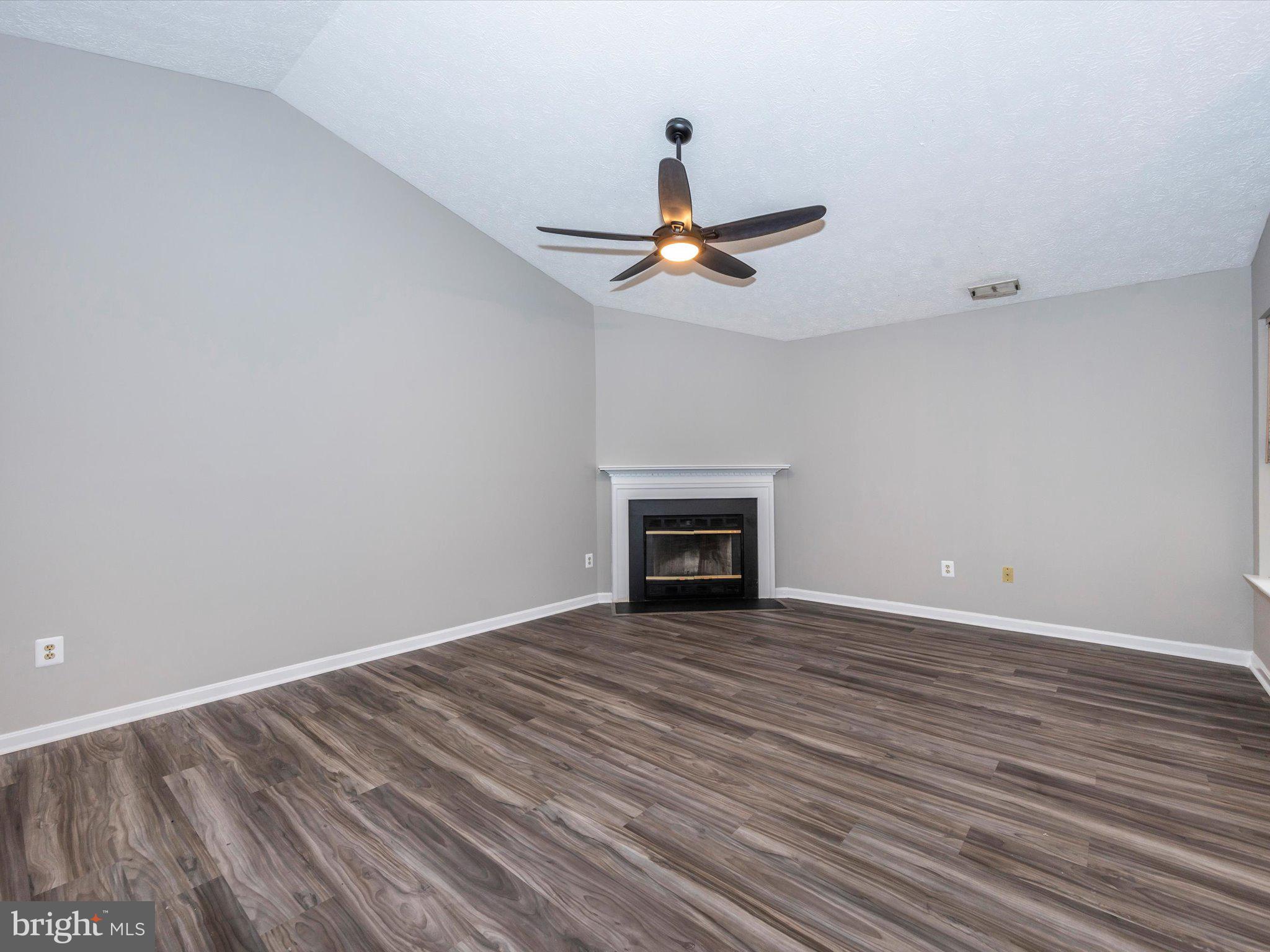 2112 Whitehall Rd #2c