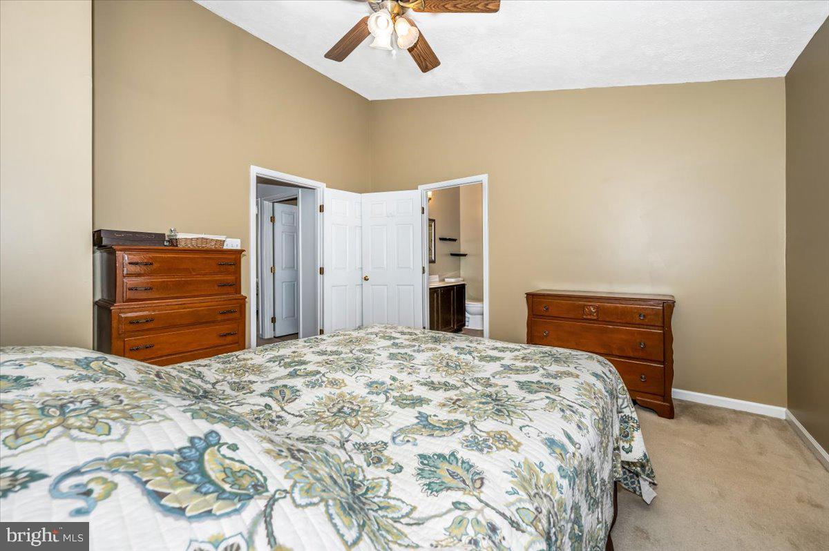 1633 Coopers Way