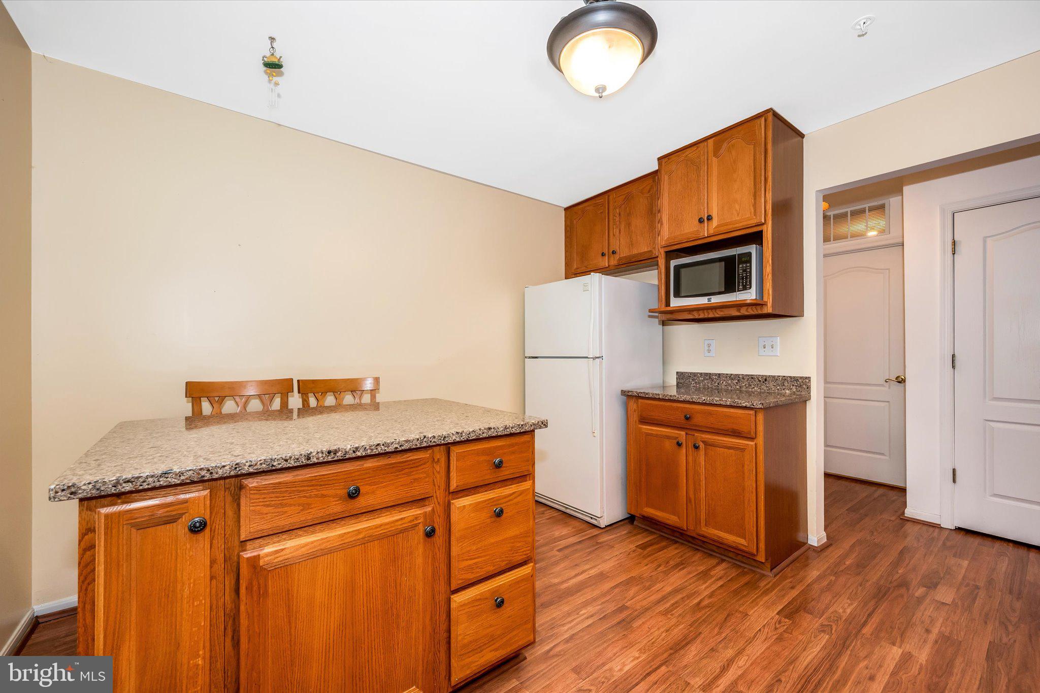 2601 S Everly Dr #9 7 Unit: 9   7
