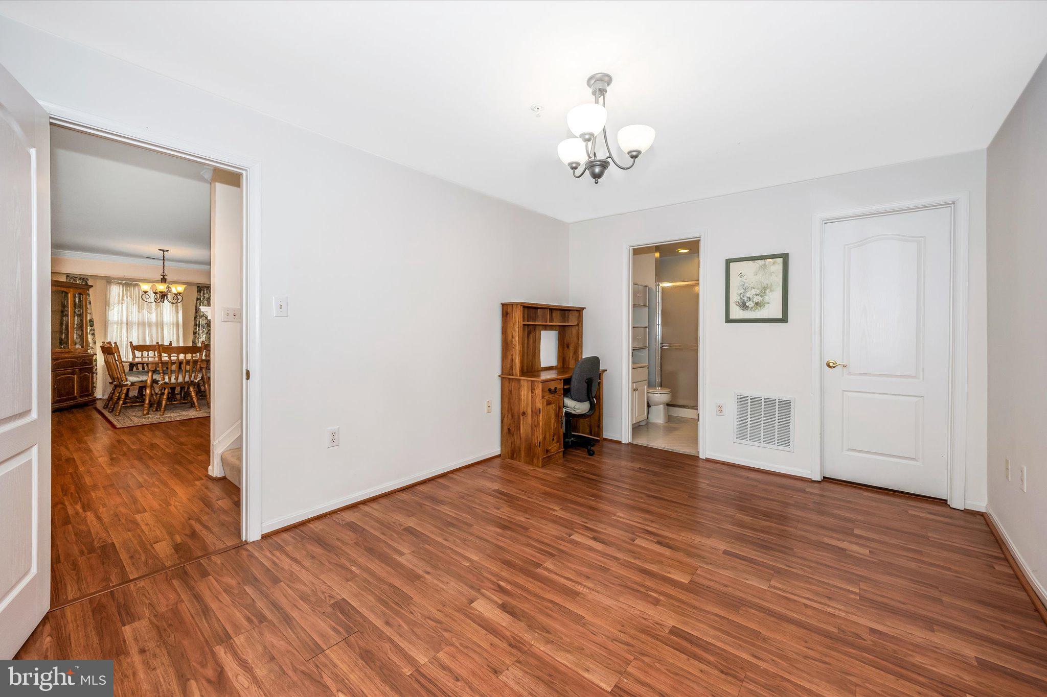 2601 S Everly Dr #9 7 Unit: 9   7