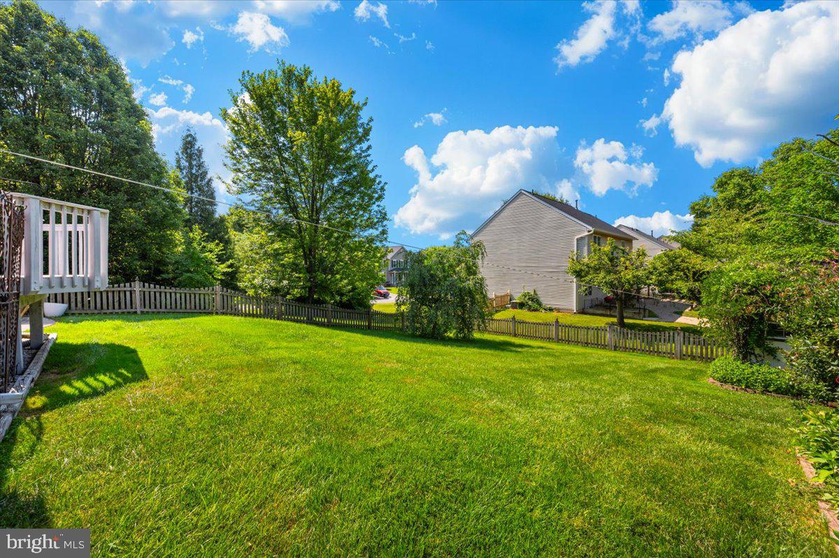 6751 Danbrook Ct