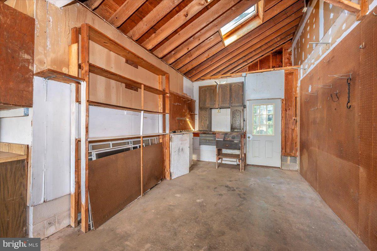 3901 Shadywood Ct