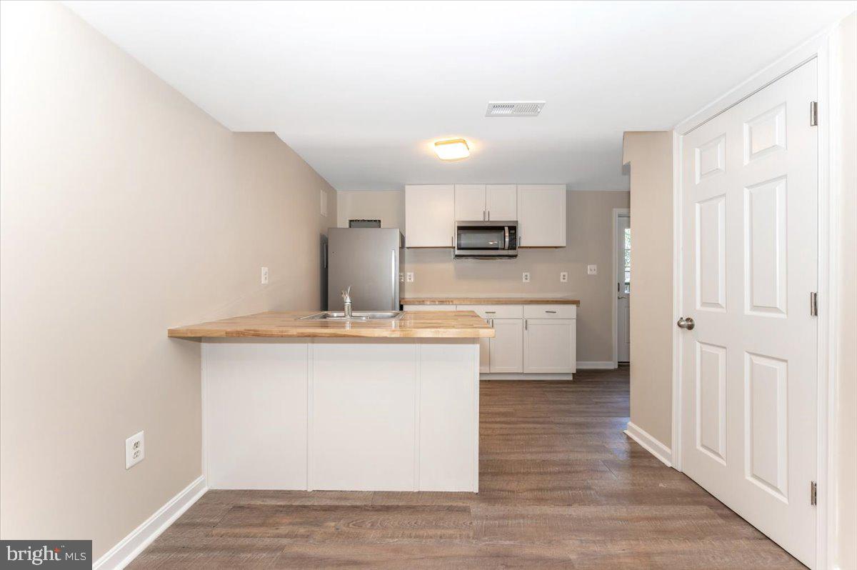 10742 LAKE EDGE COURT