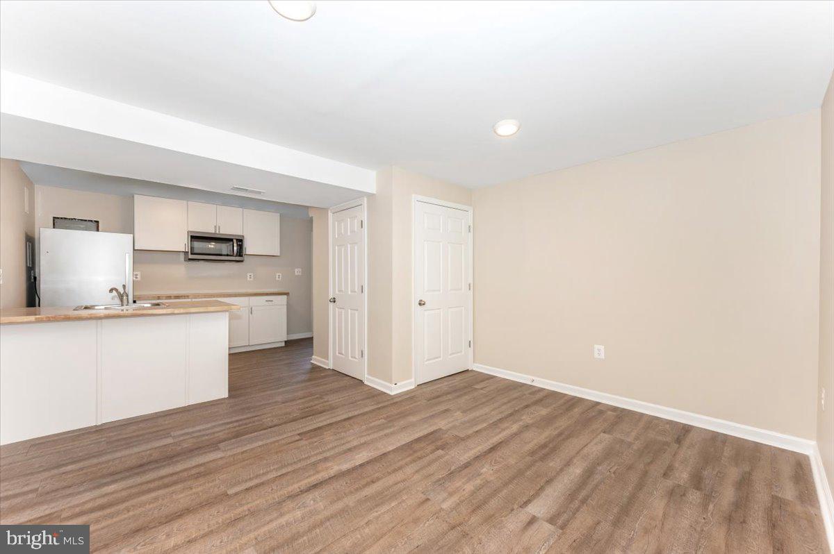 10742 LAKE EDGE COURT