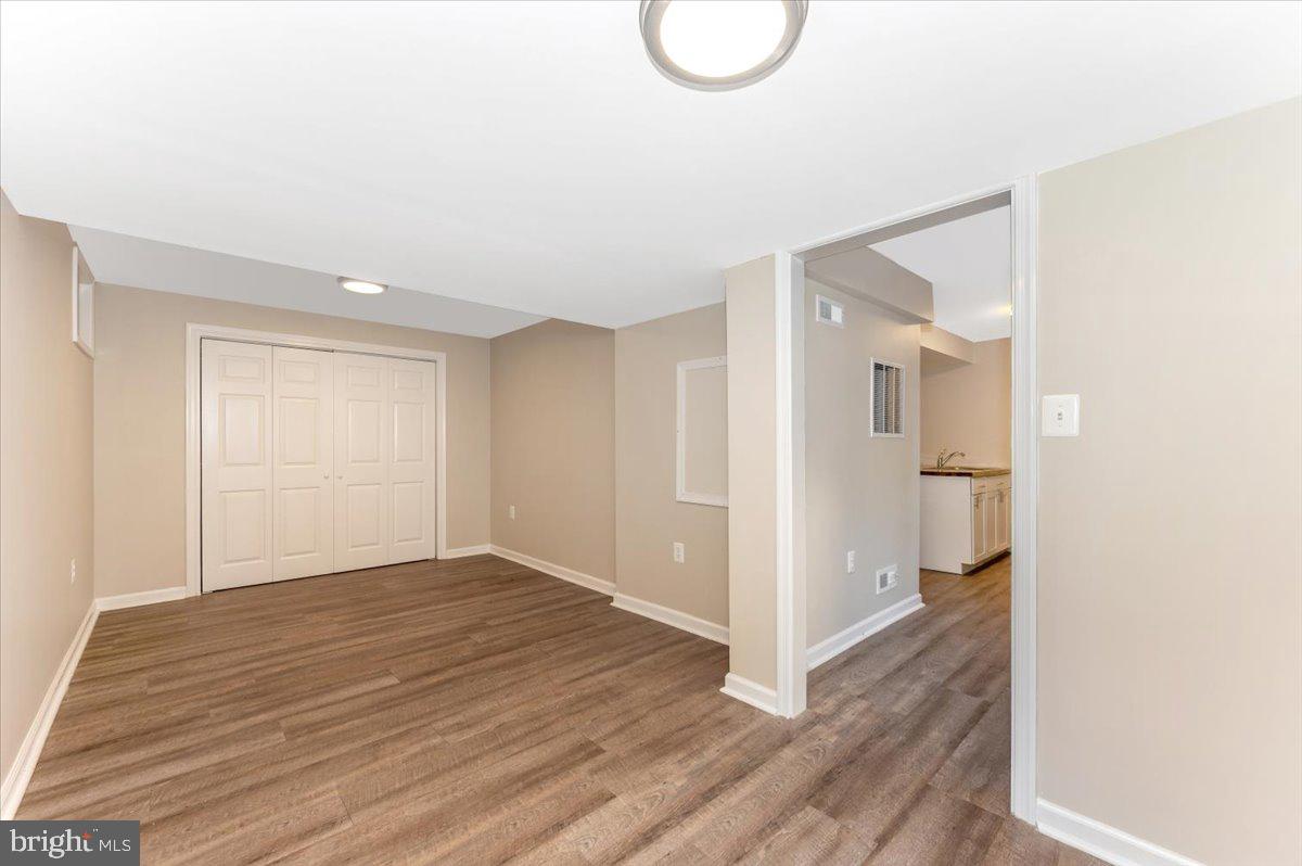 10742 LAKE EDGE COURT