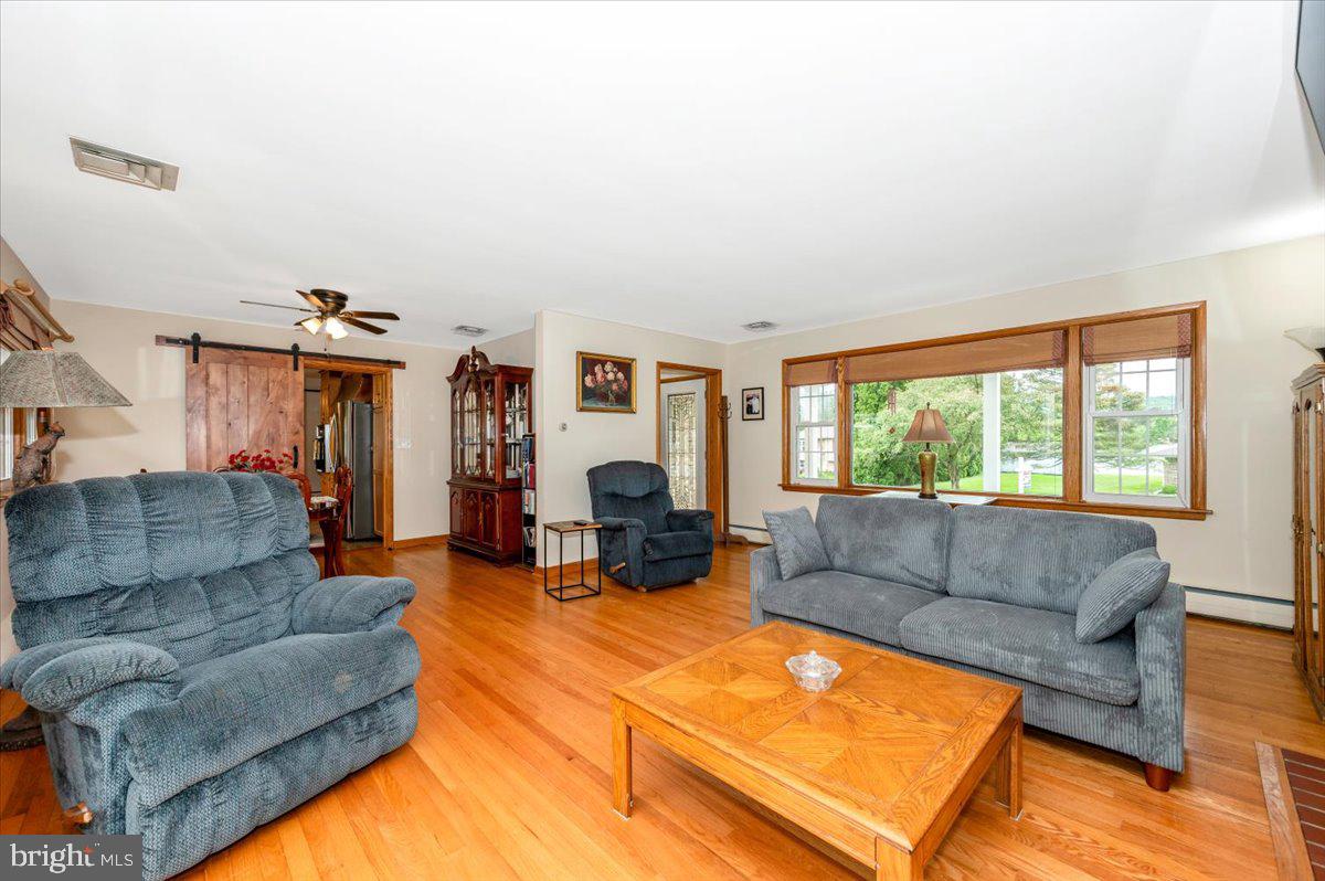 22019 Mohawk Dr