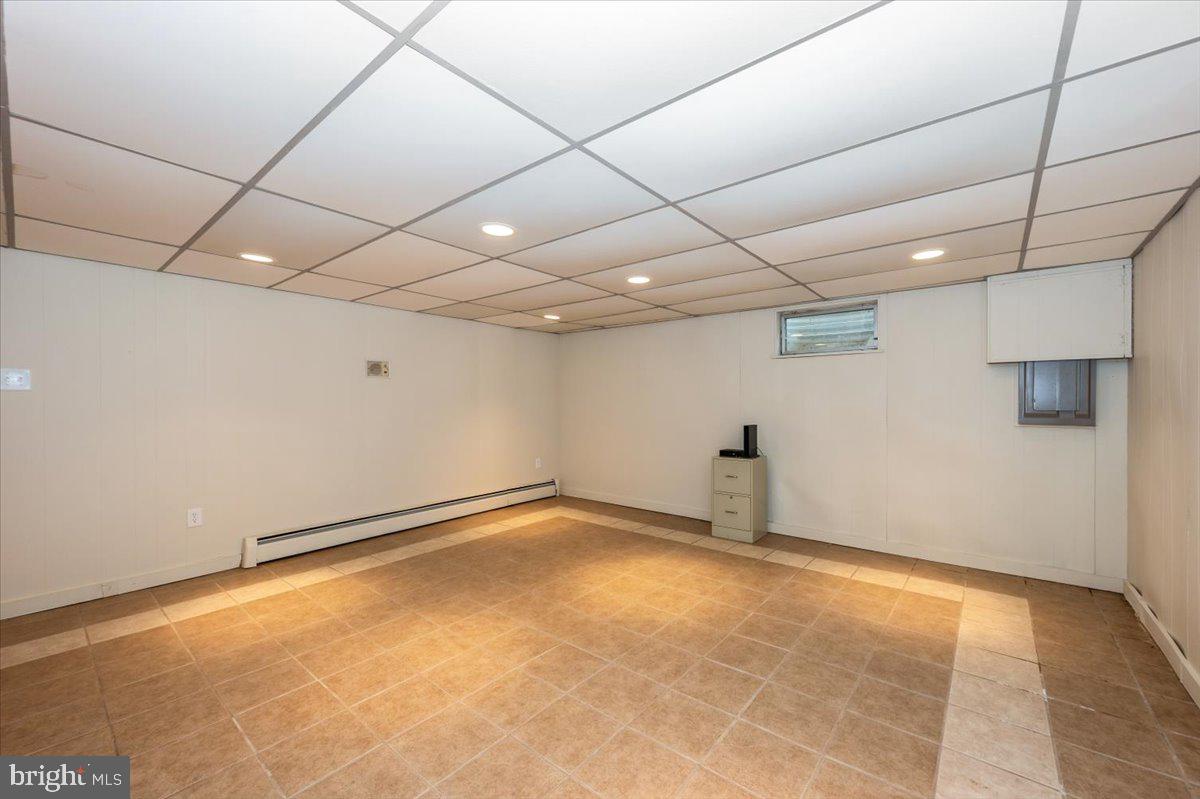 22019 Mohawk Dr