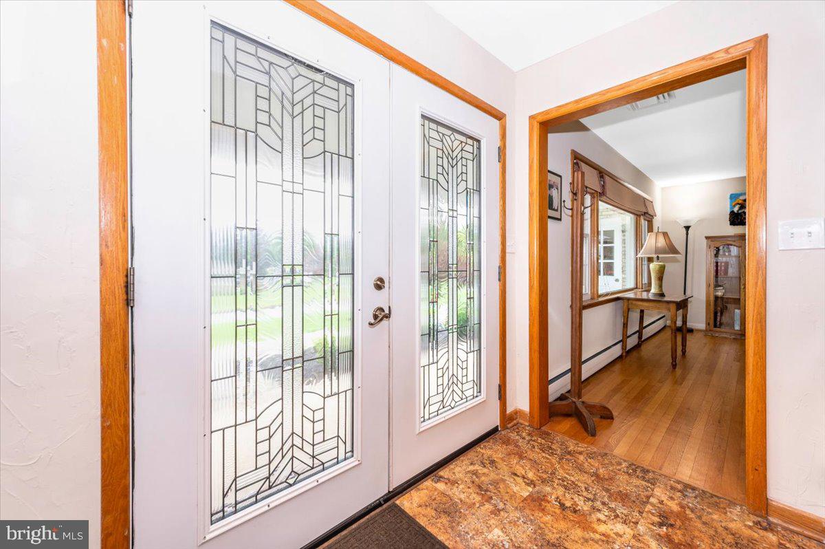 22019 Mohawk Dr