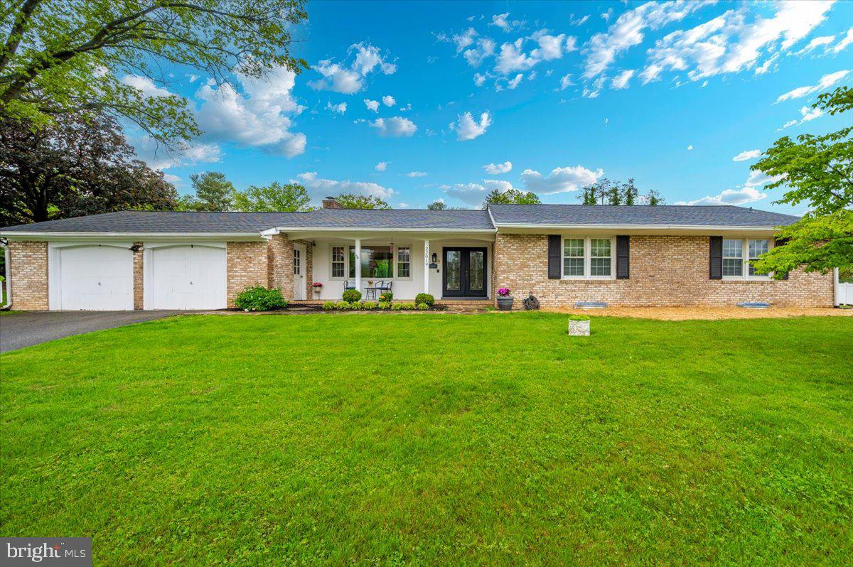 22019 Mohawk Dr