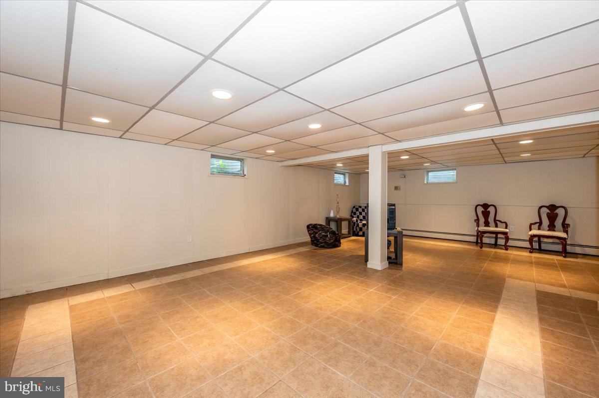 22019 Mohawk Dr