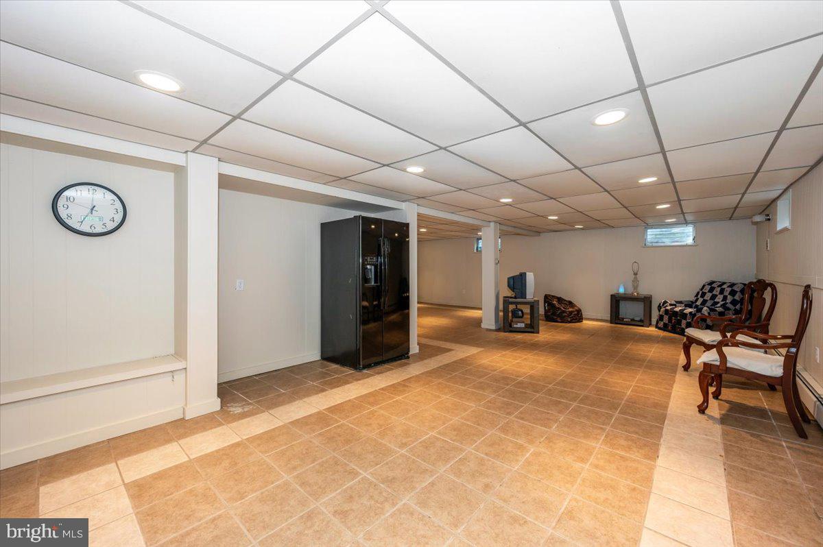 22019 Mohawk Dr