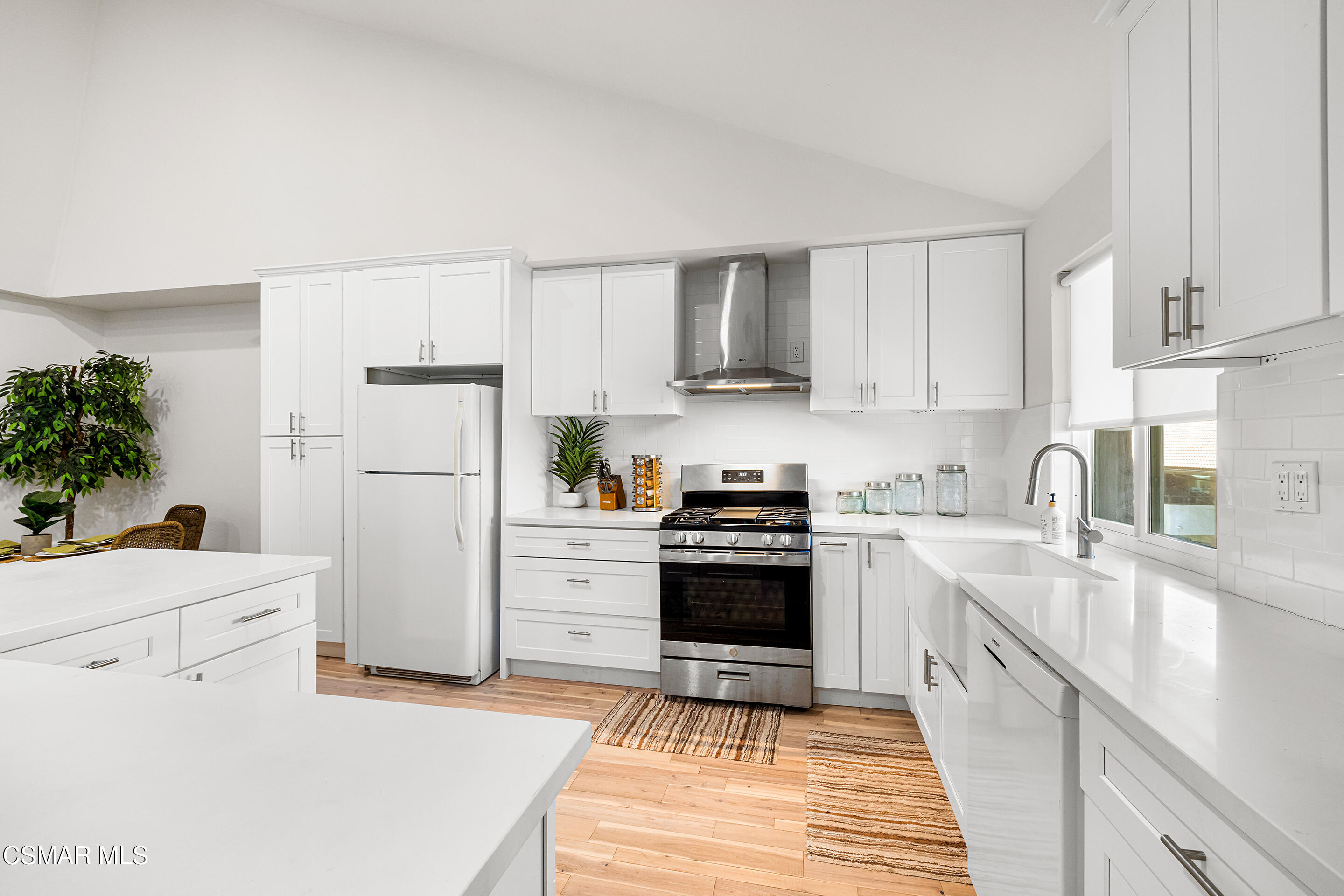 31550 Agoura Road, 3