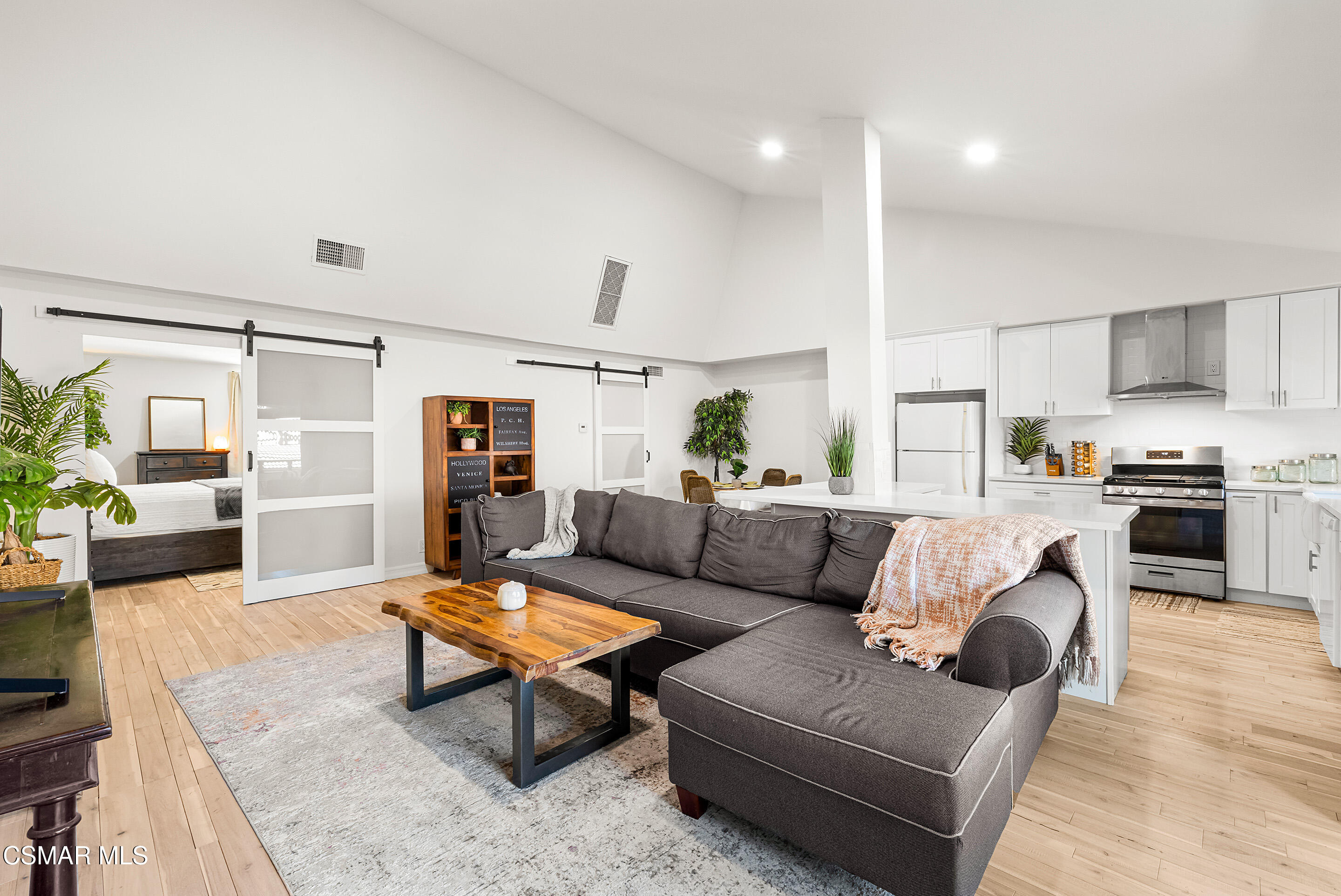 31550 Agoura Road, 3