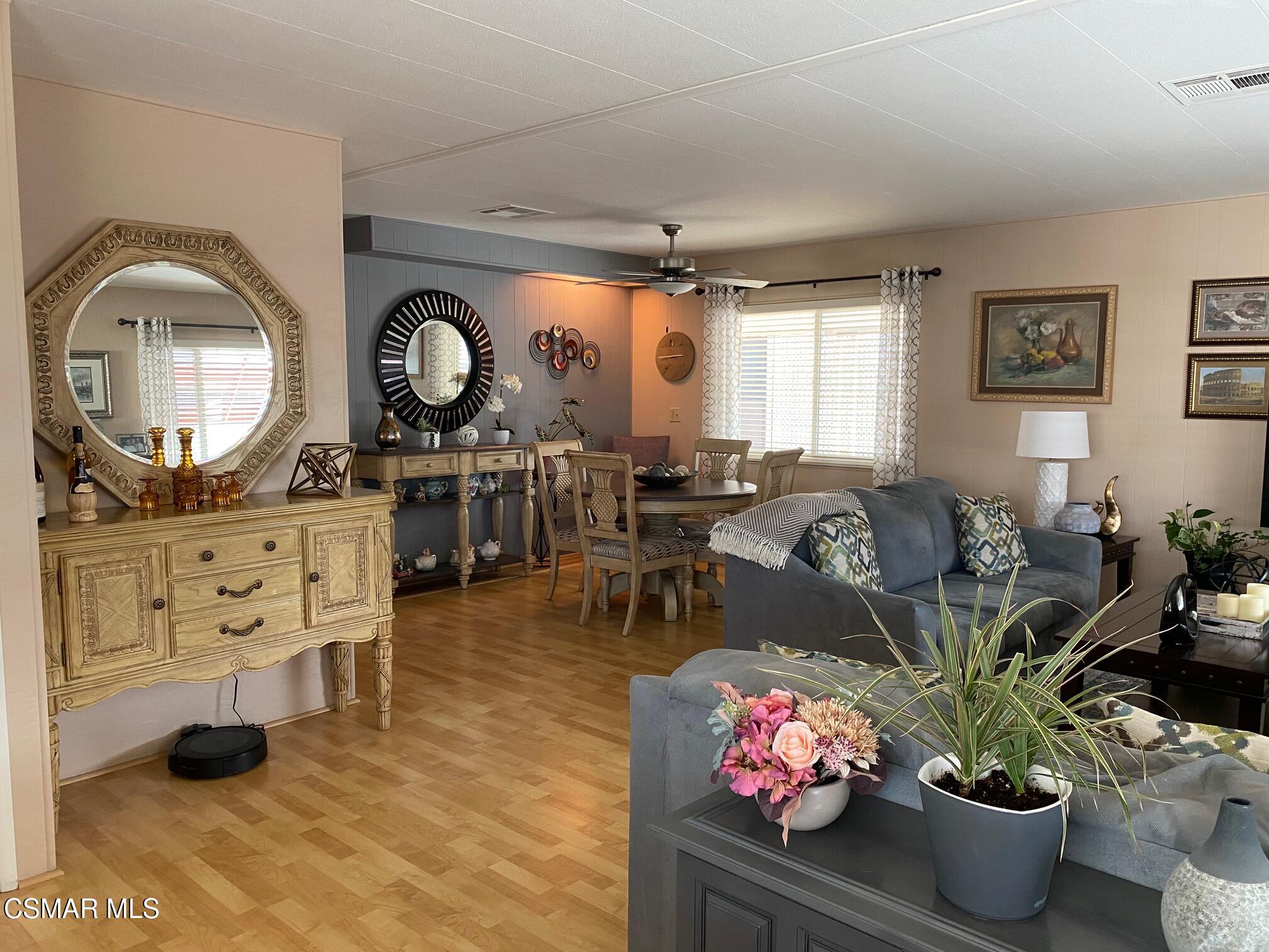 92 Jeannine Court, 92