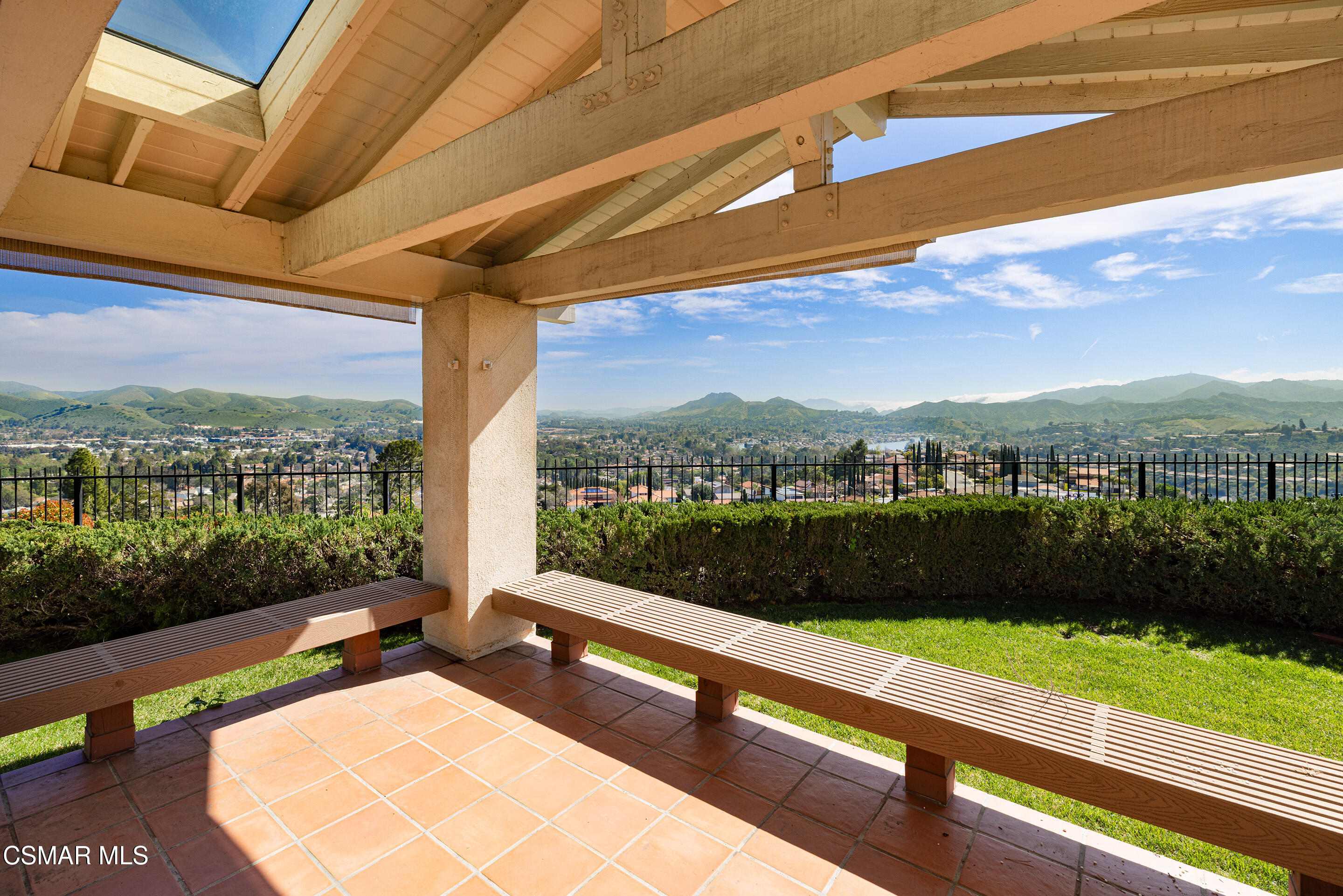 1642 Castlehill Court