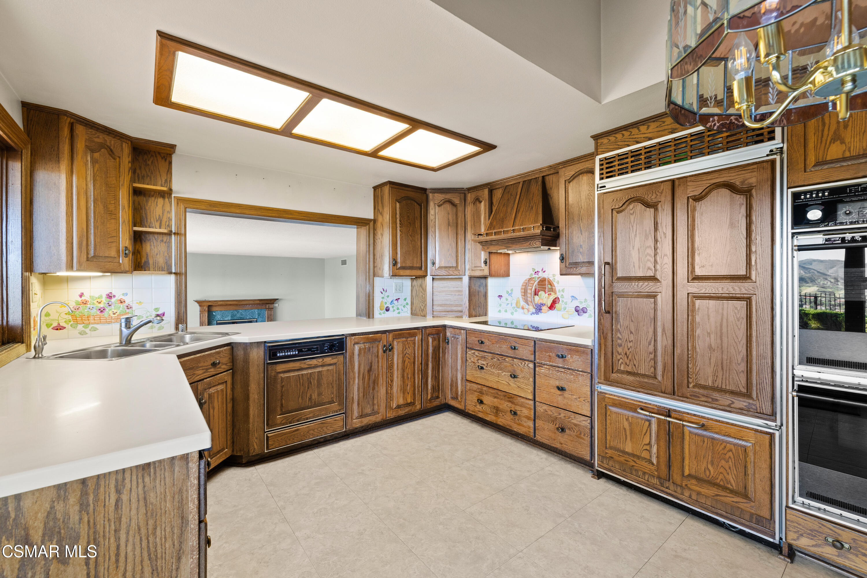 1642 Castlehill Court