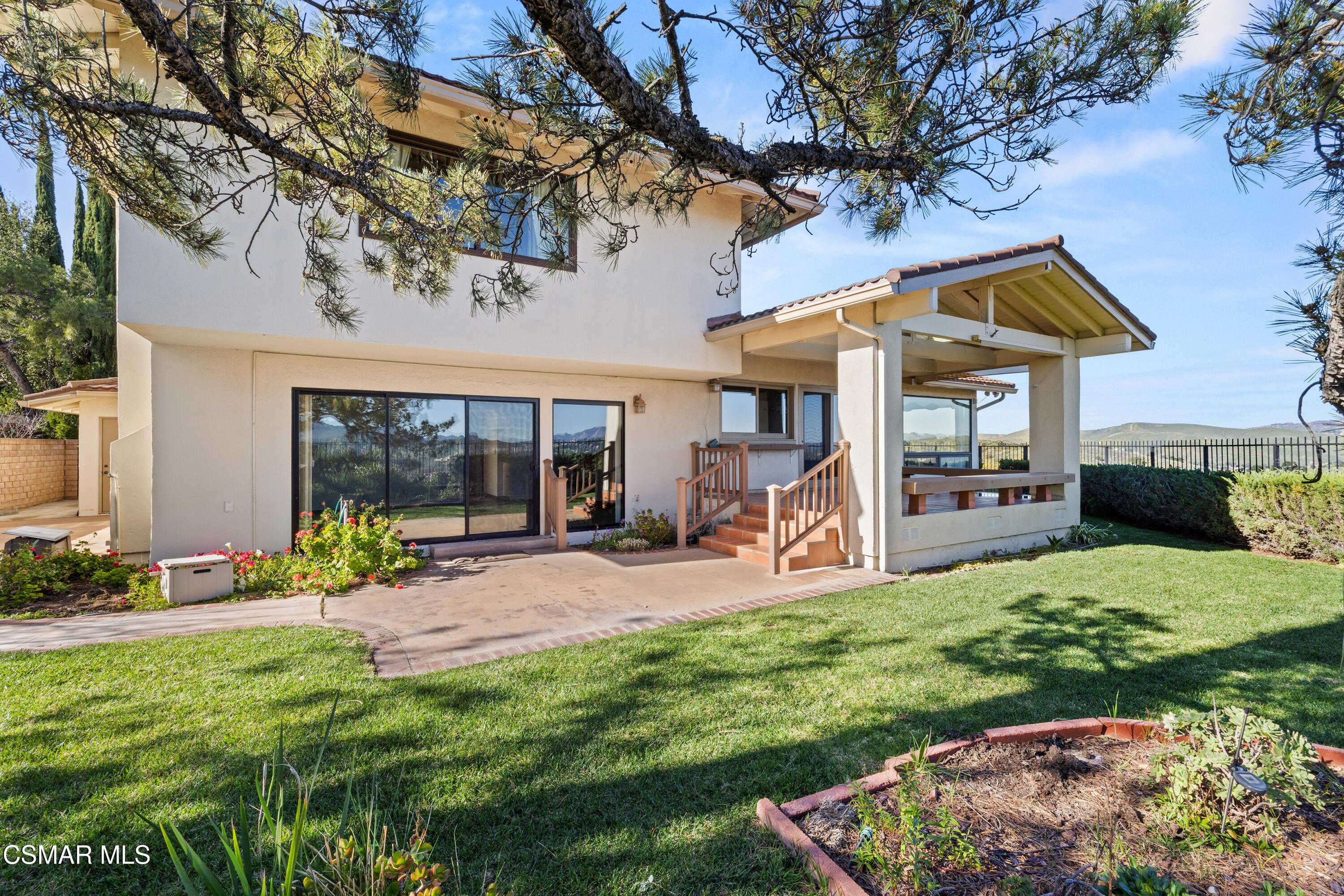 1642 Castlehill Court