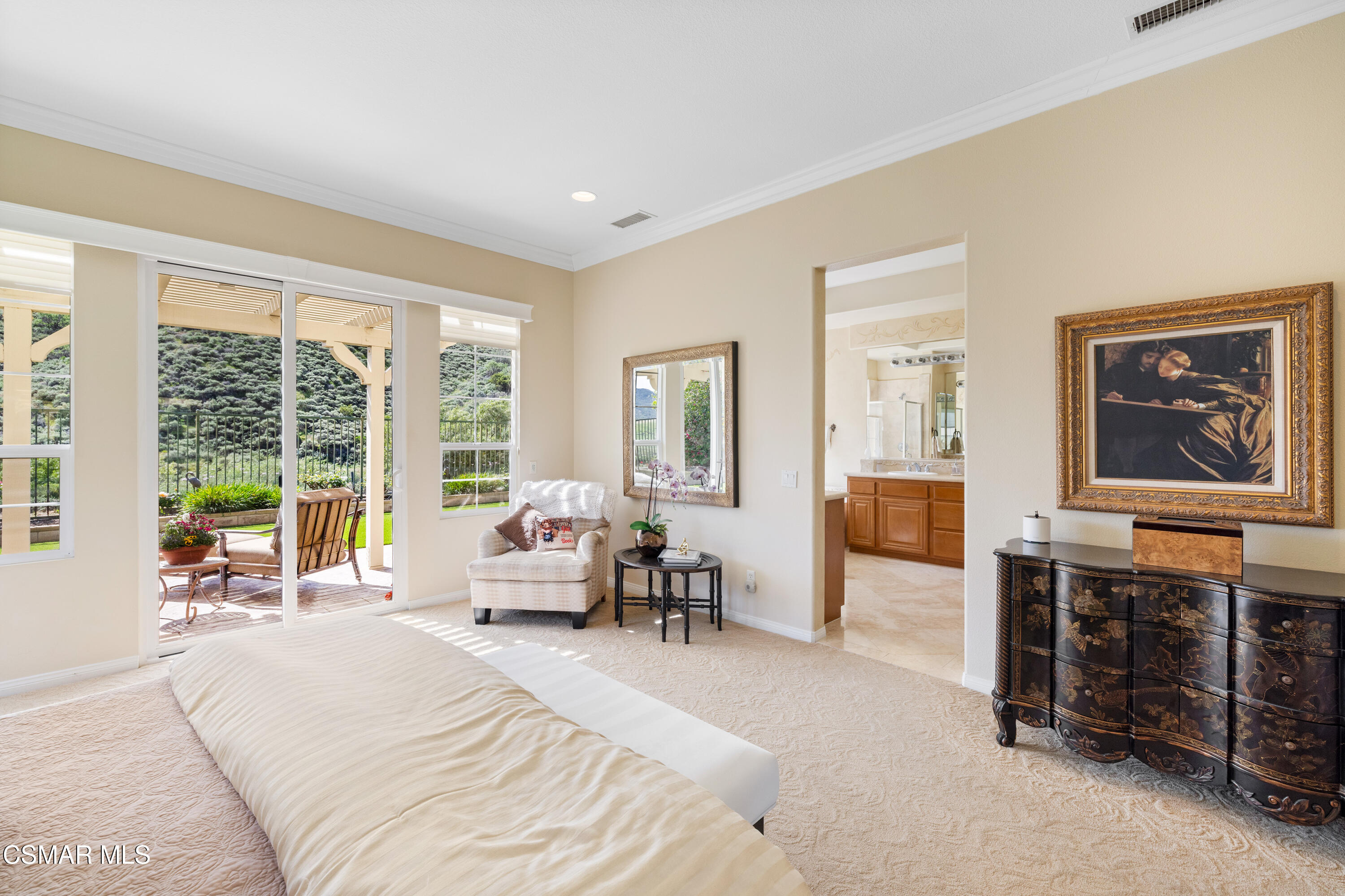 3138 Heavenly Ridge Street