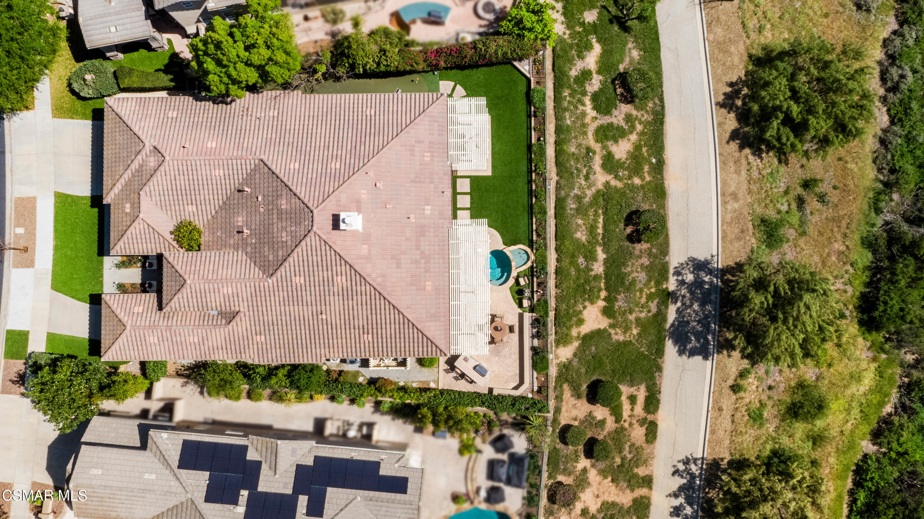 3138 Heavenly Ridge Street