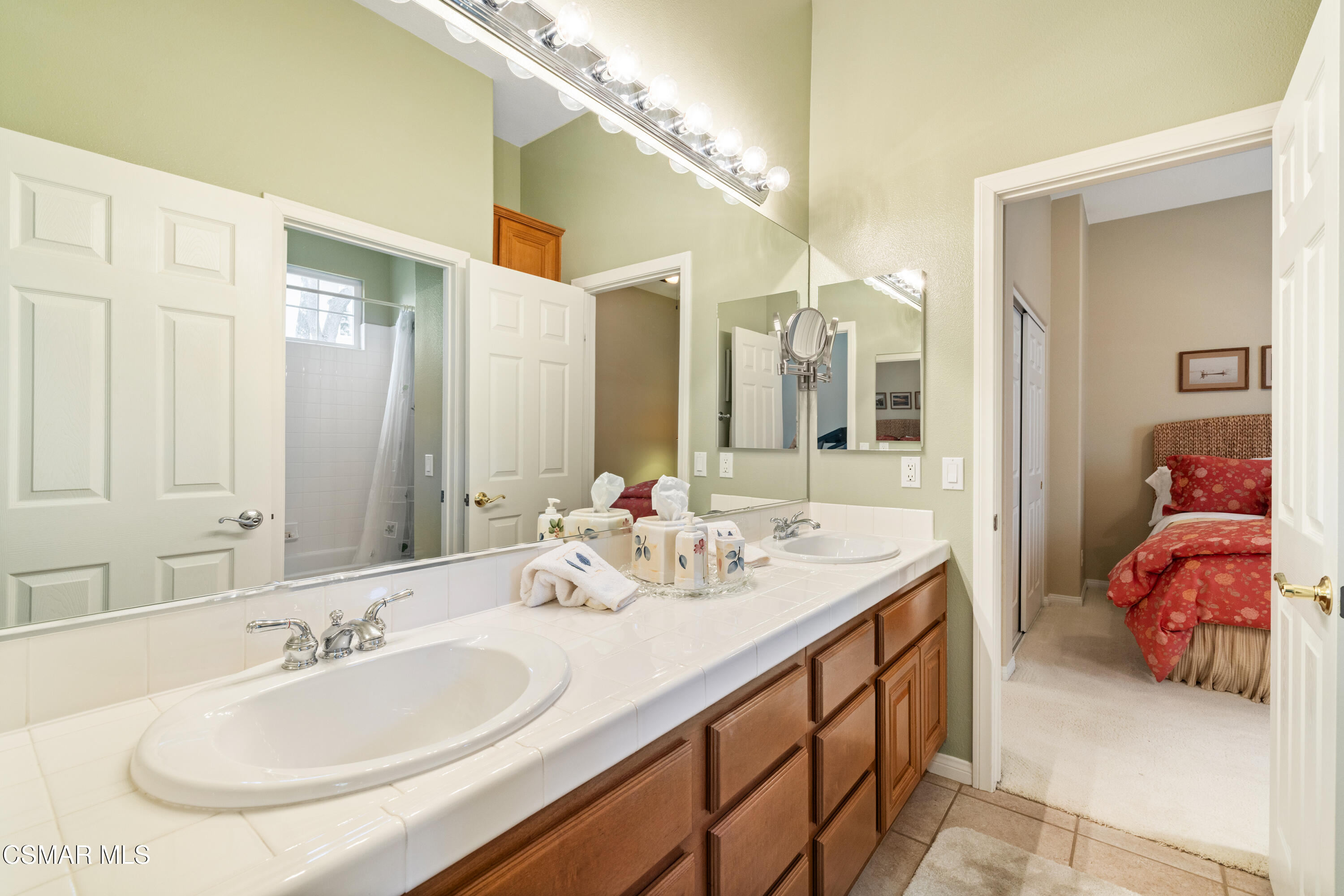 3138 Heavenly Ridge Street