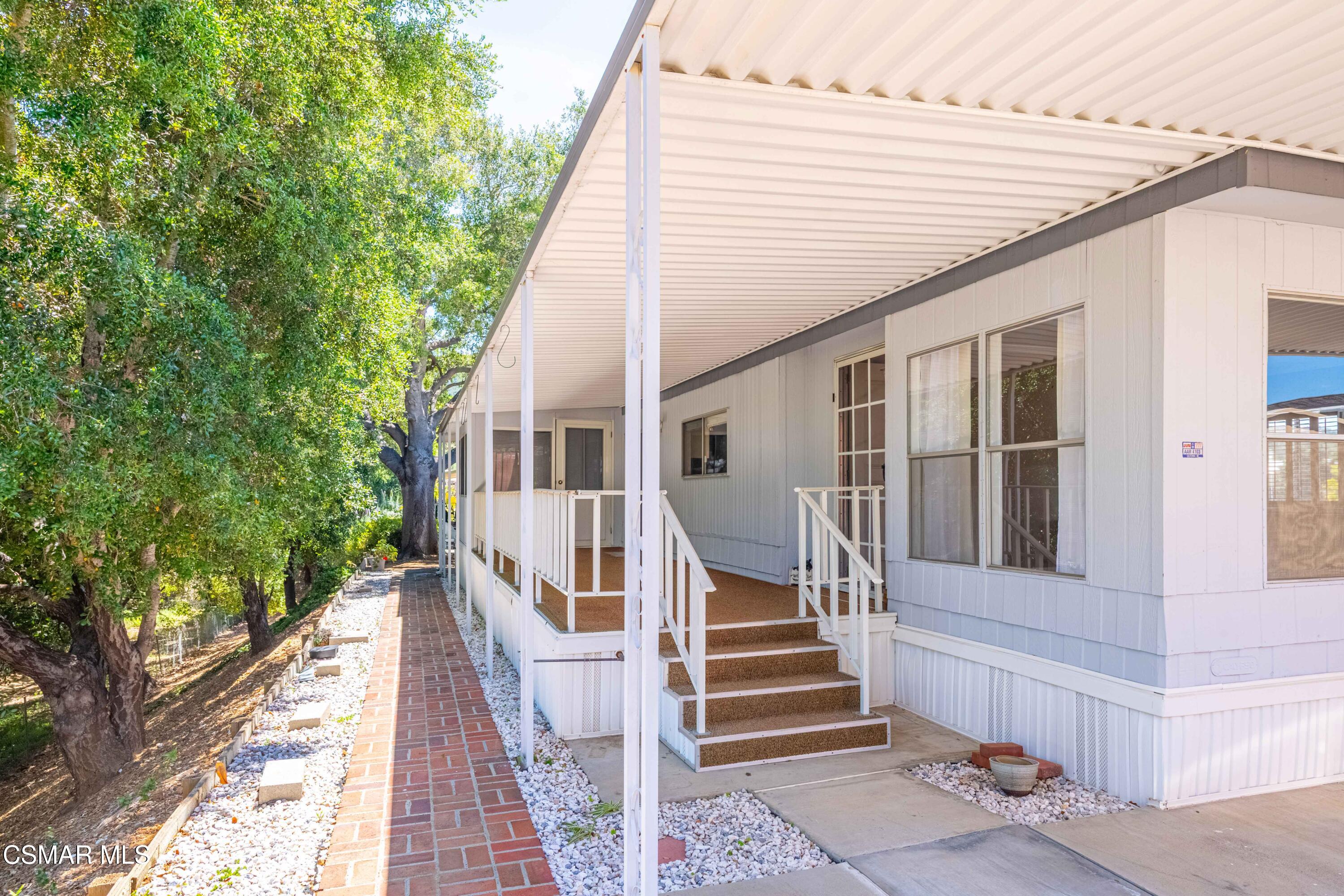 136 Phyllis Way, 136