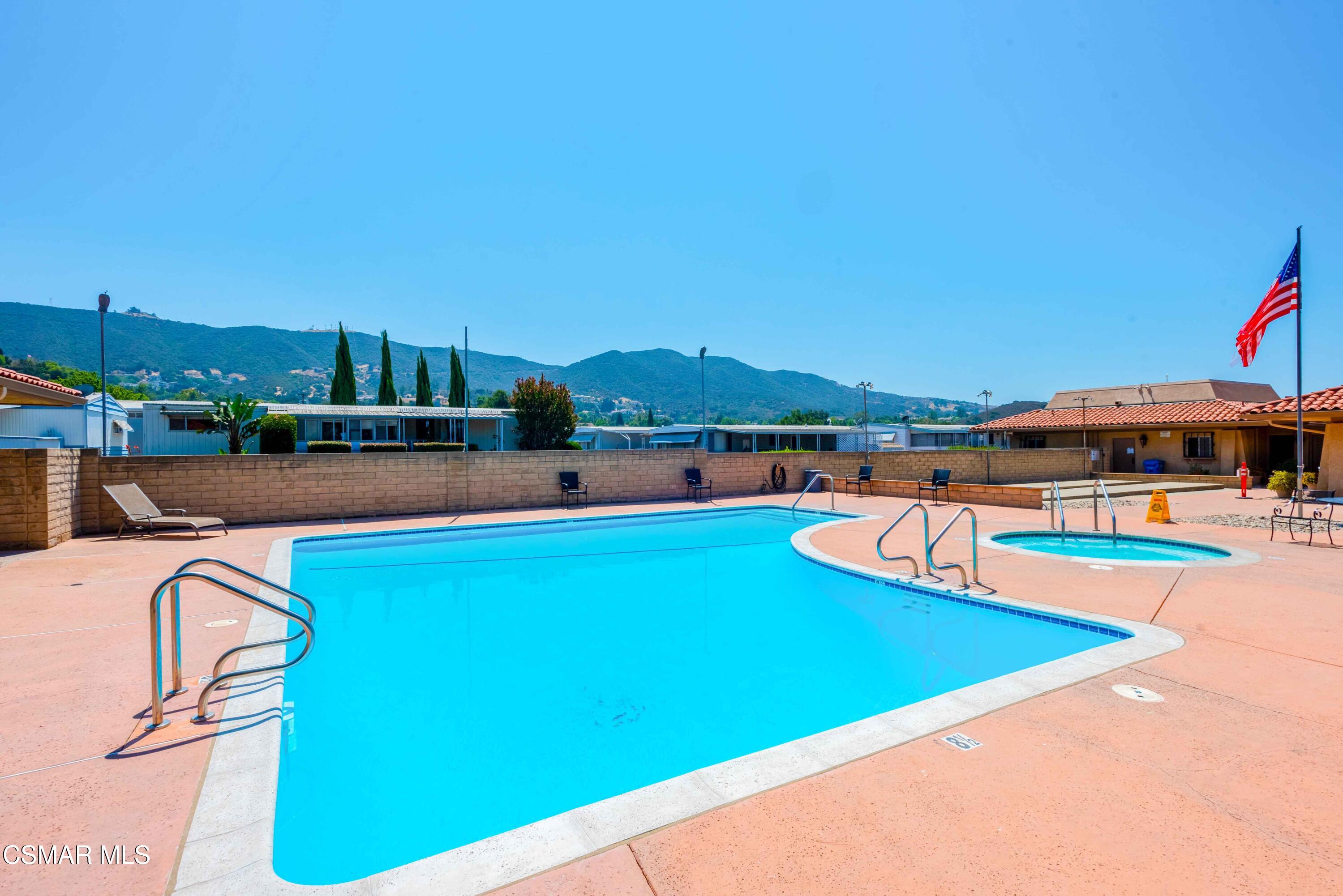 136 Phyllis Way, 136