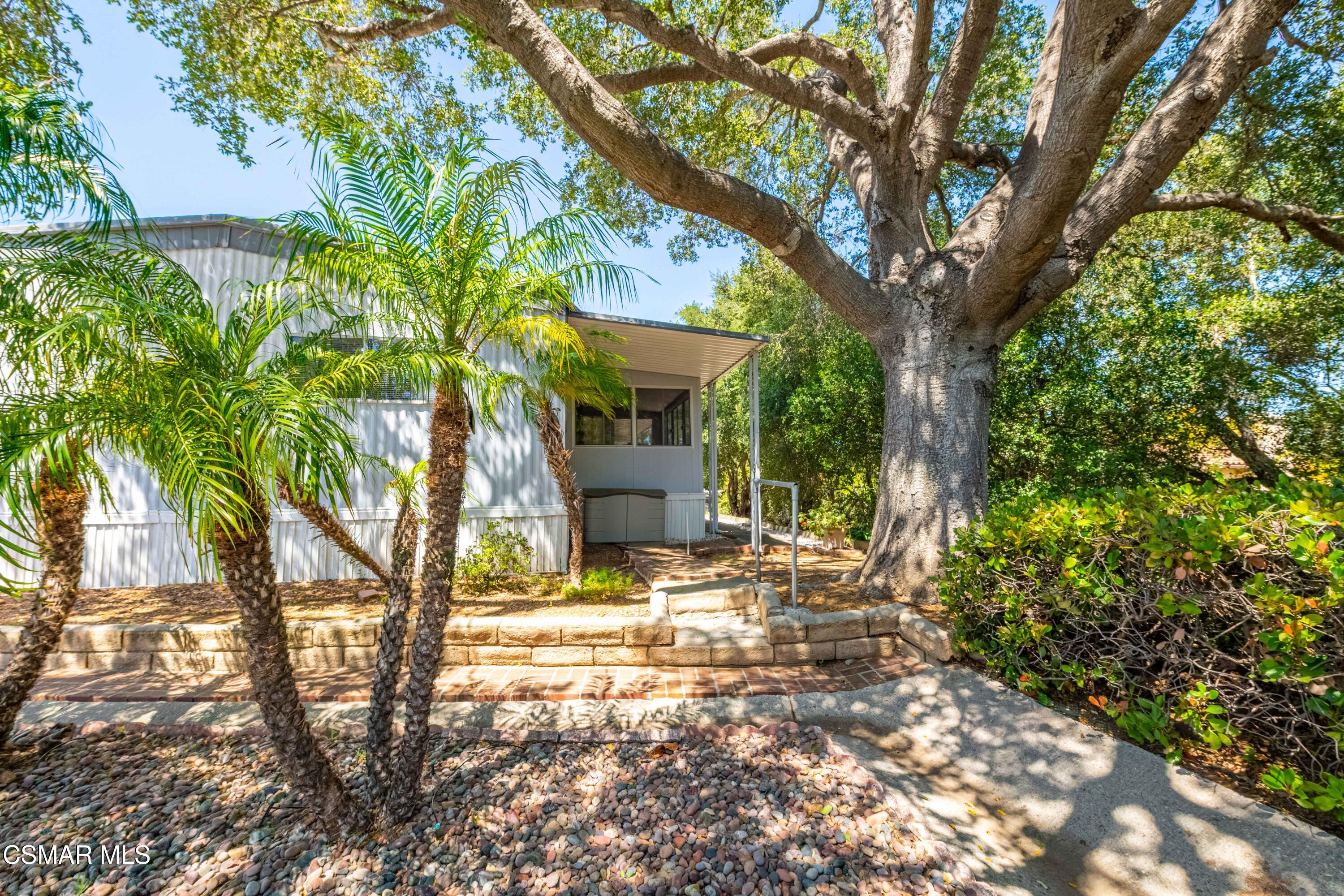 136 Phyllis Way, 136