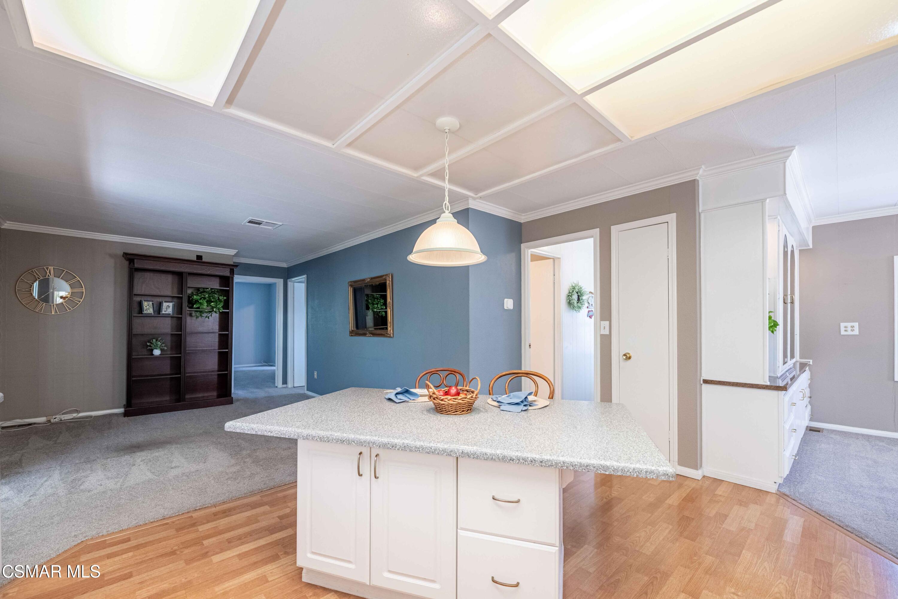 136 Phyllis Way, 136