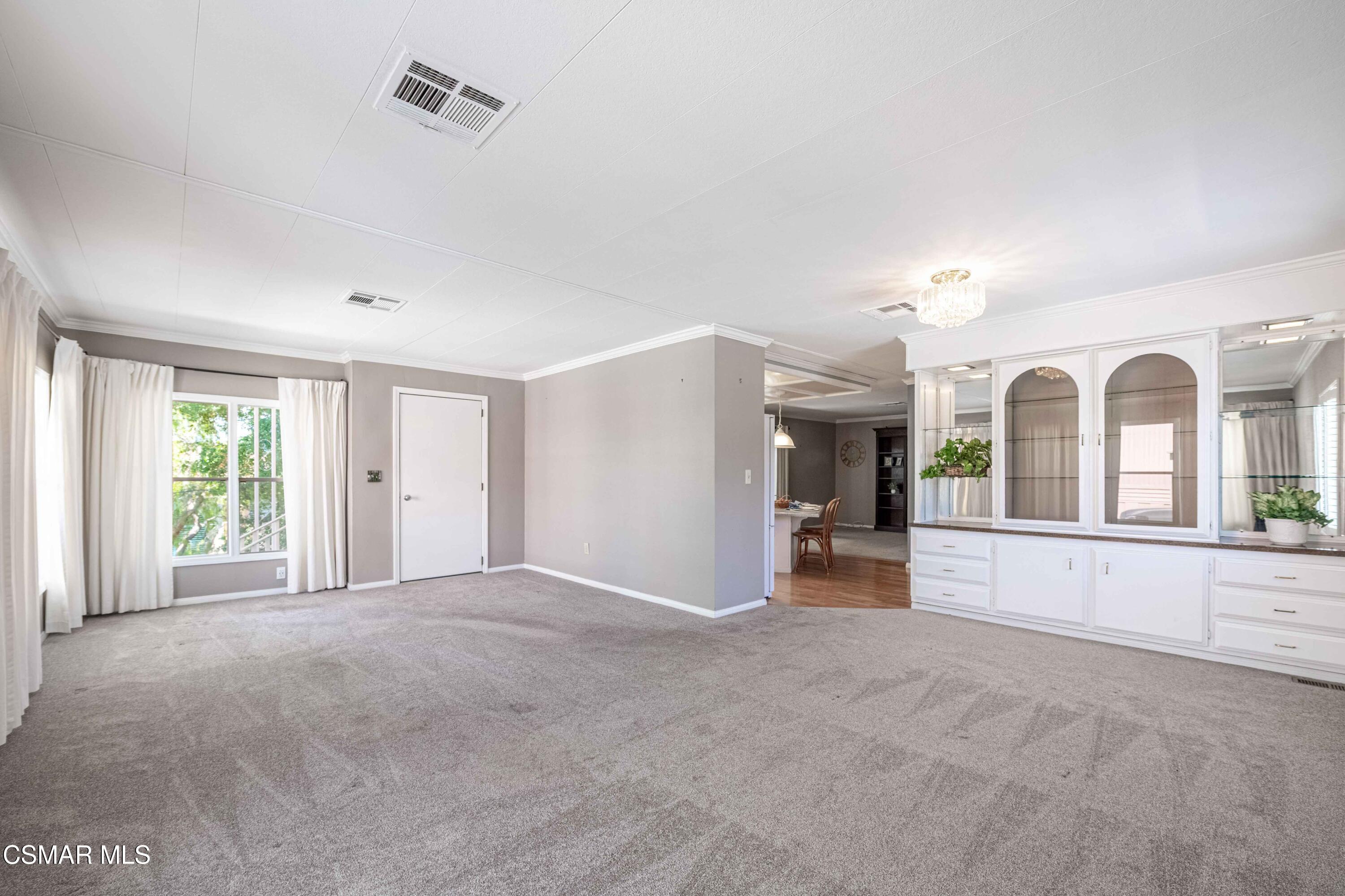 136 Phyllis Way, 136