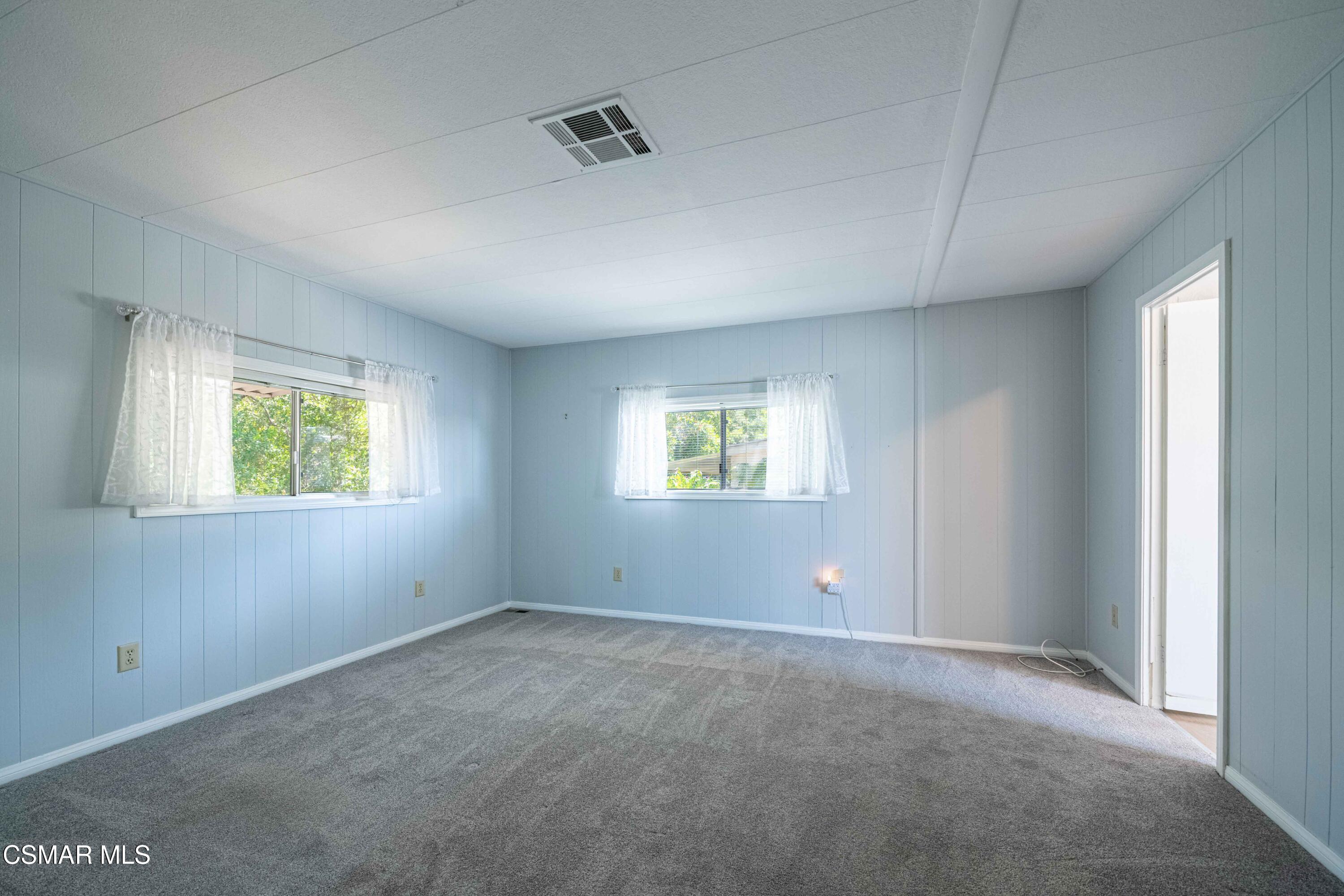 136 Phyllis Way, 136