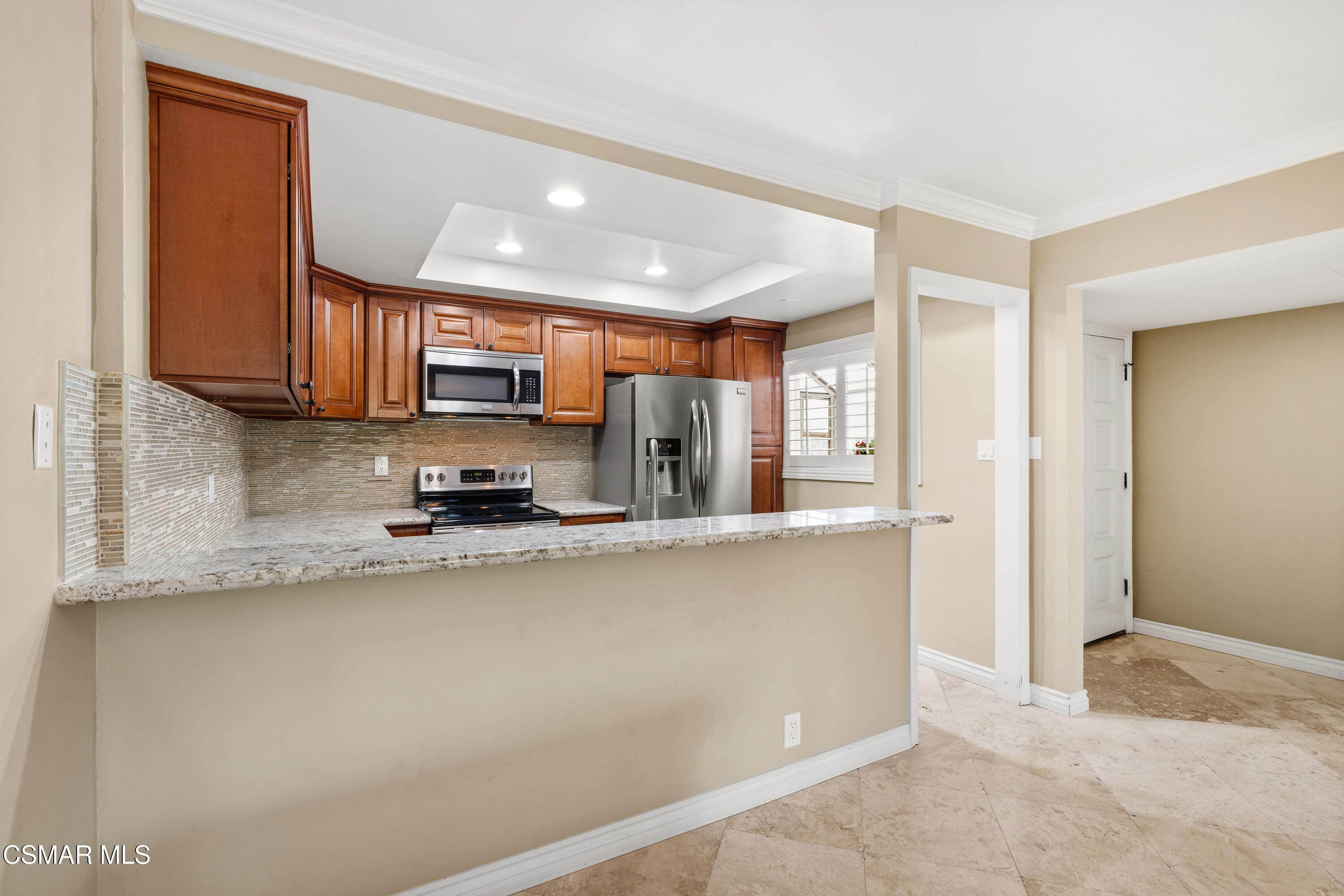 4950 Louise Avenue, 301