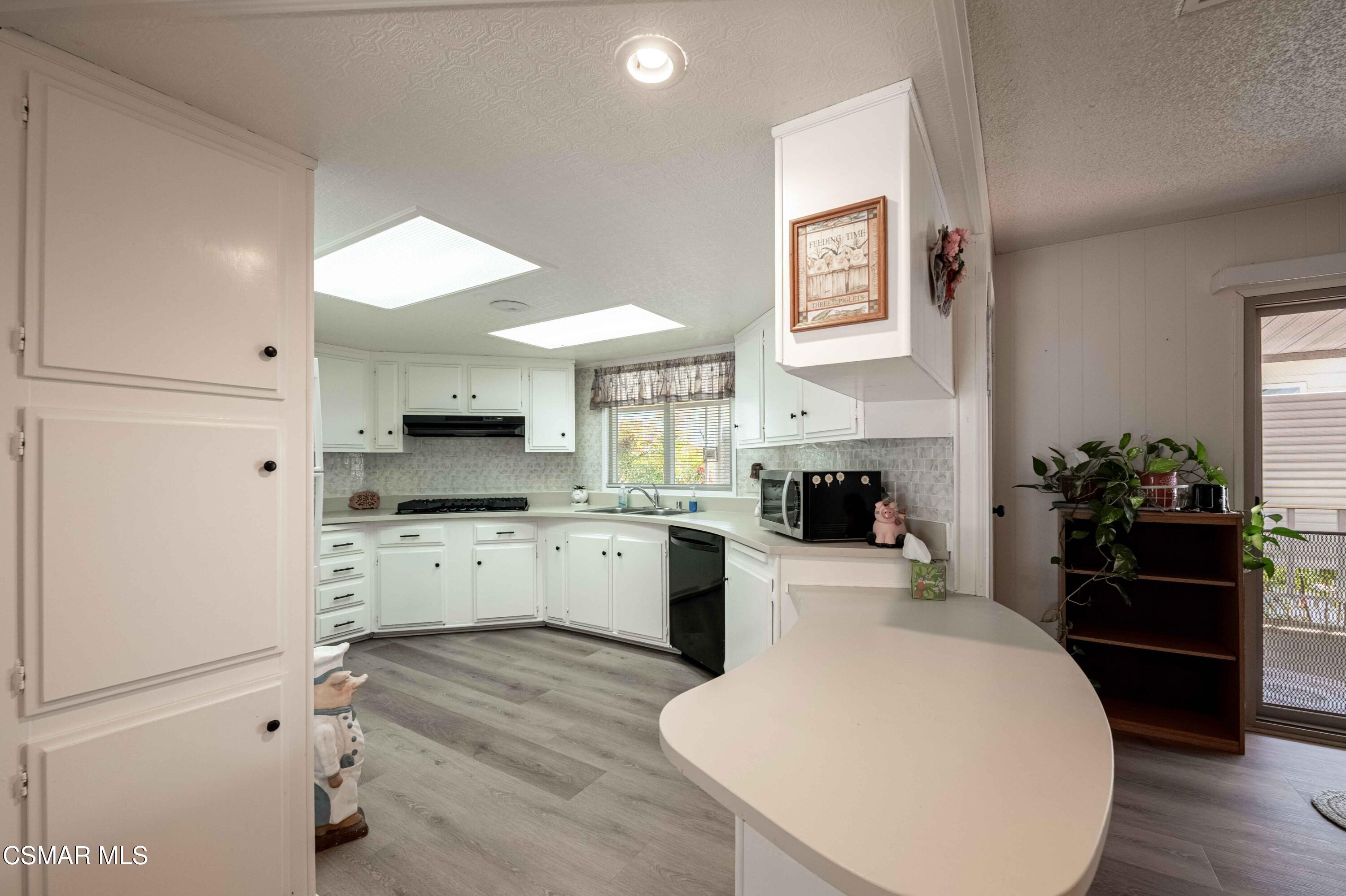 51 Saint Charles Court, 51