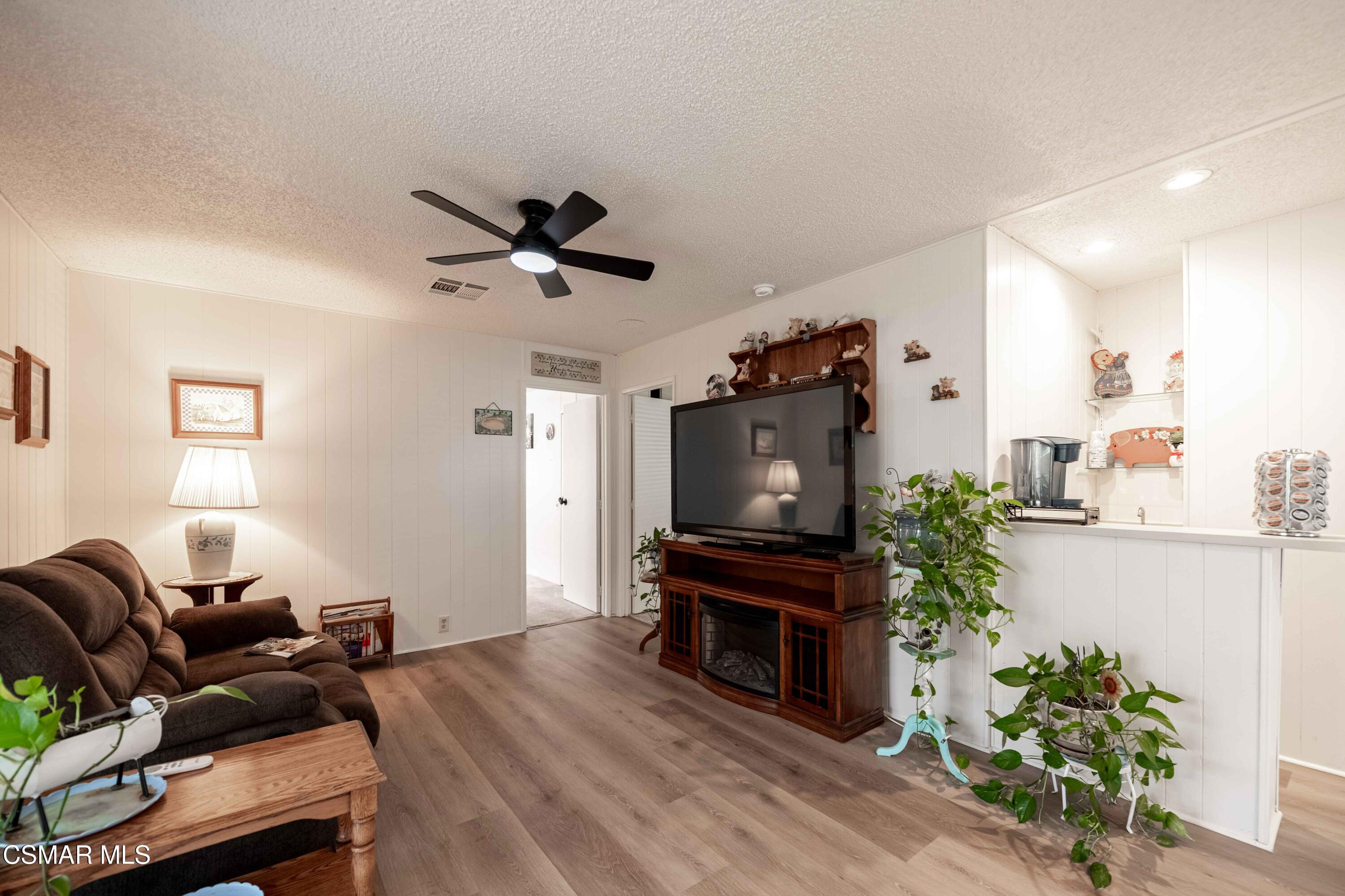 51 Saint Charles Court, 51
