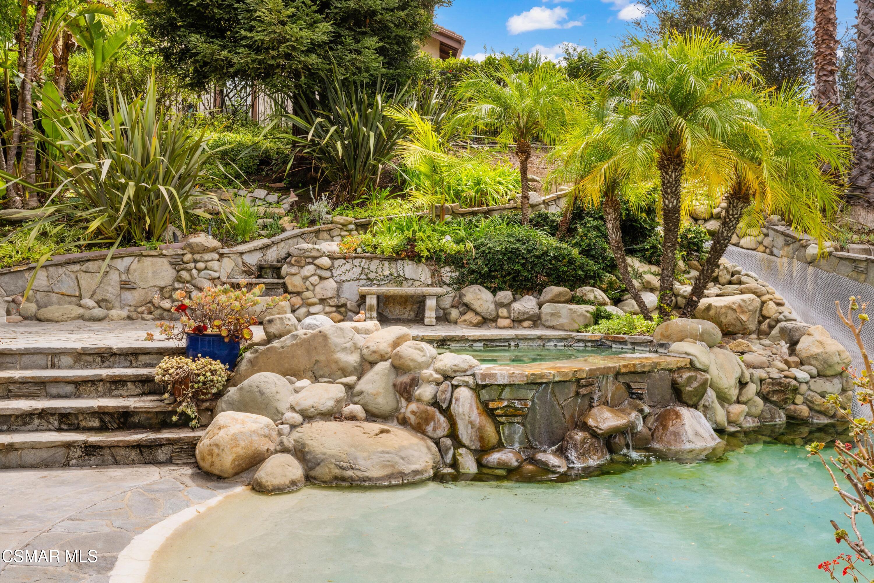 1820 Crystal View Circle