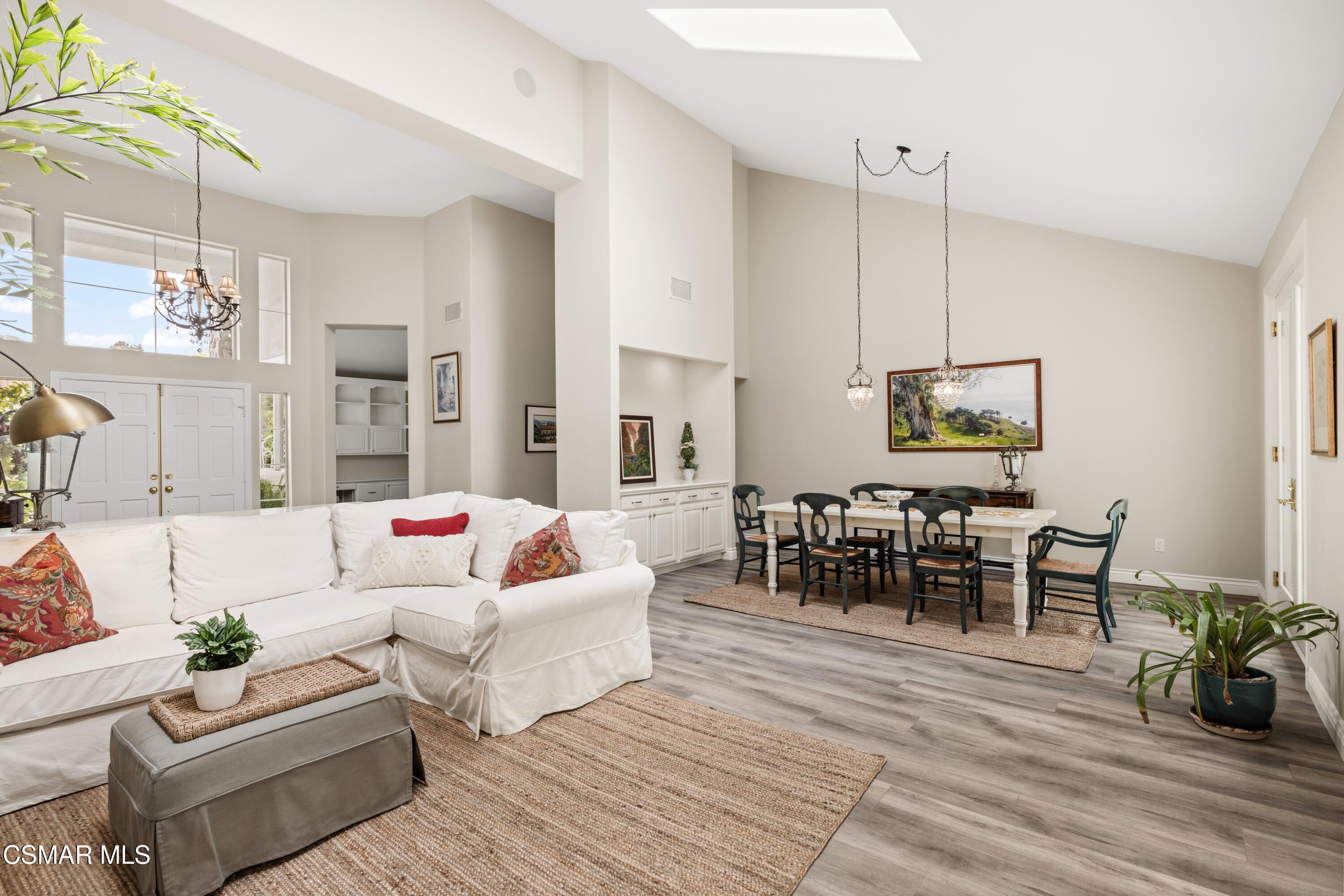 1820 Crystal View Circle
