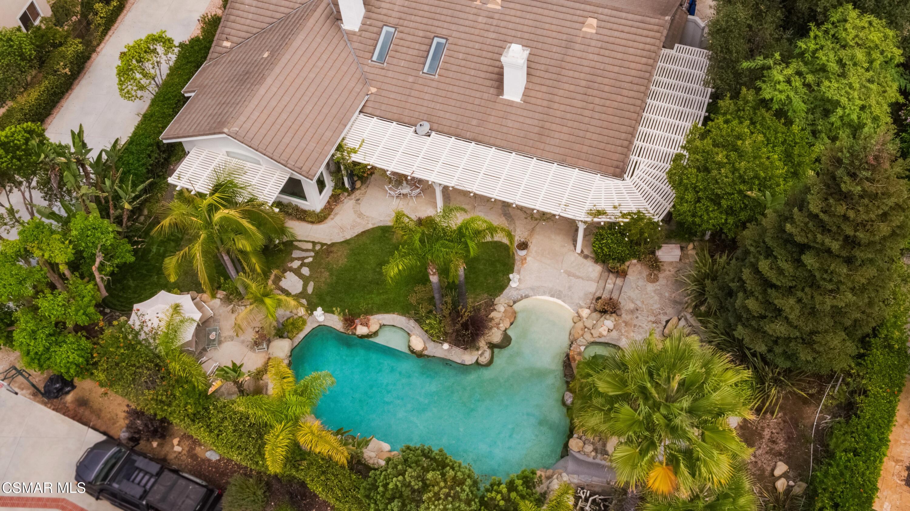 1820 Crystal View Circle