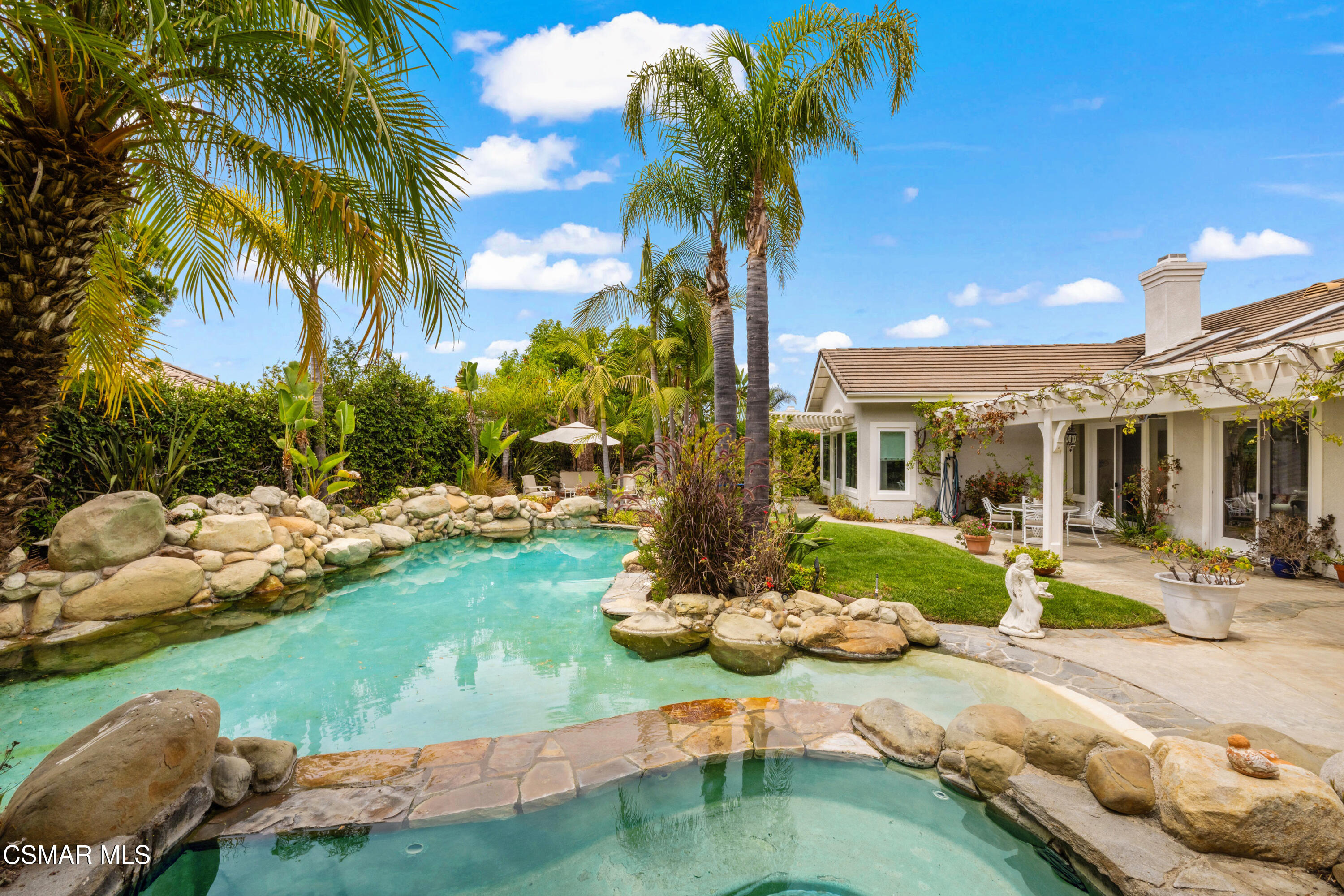 1820 Crystal View Circle