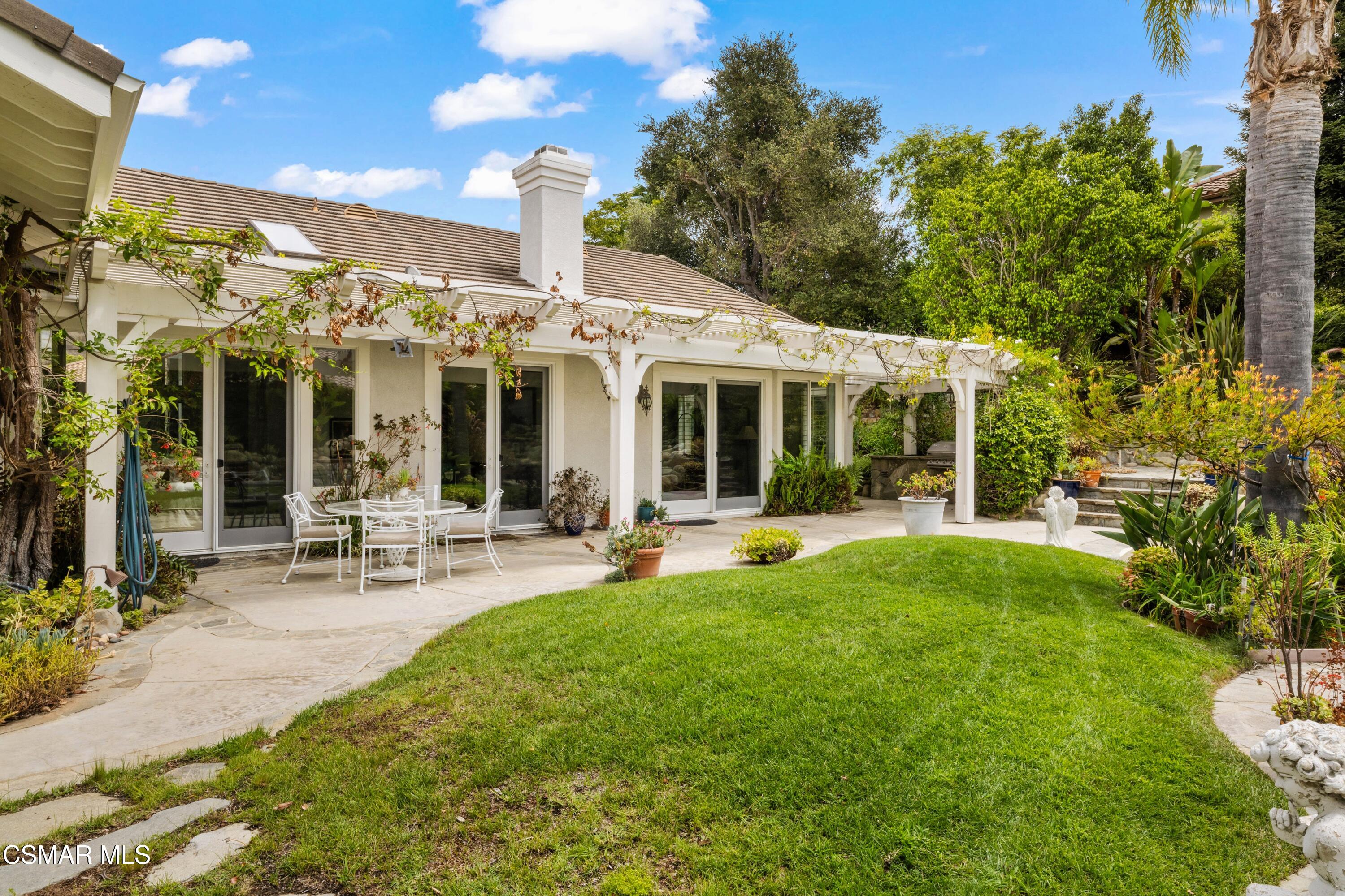 1820 Crystal View Circle