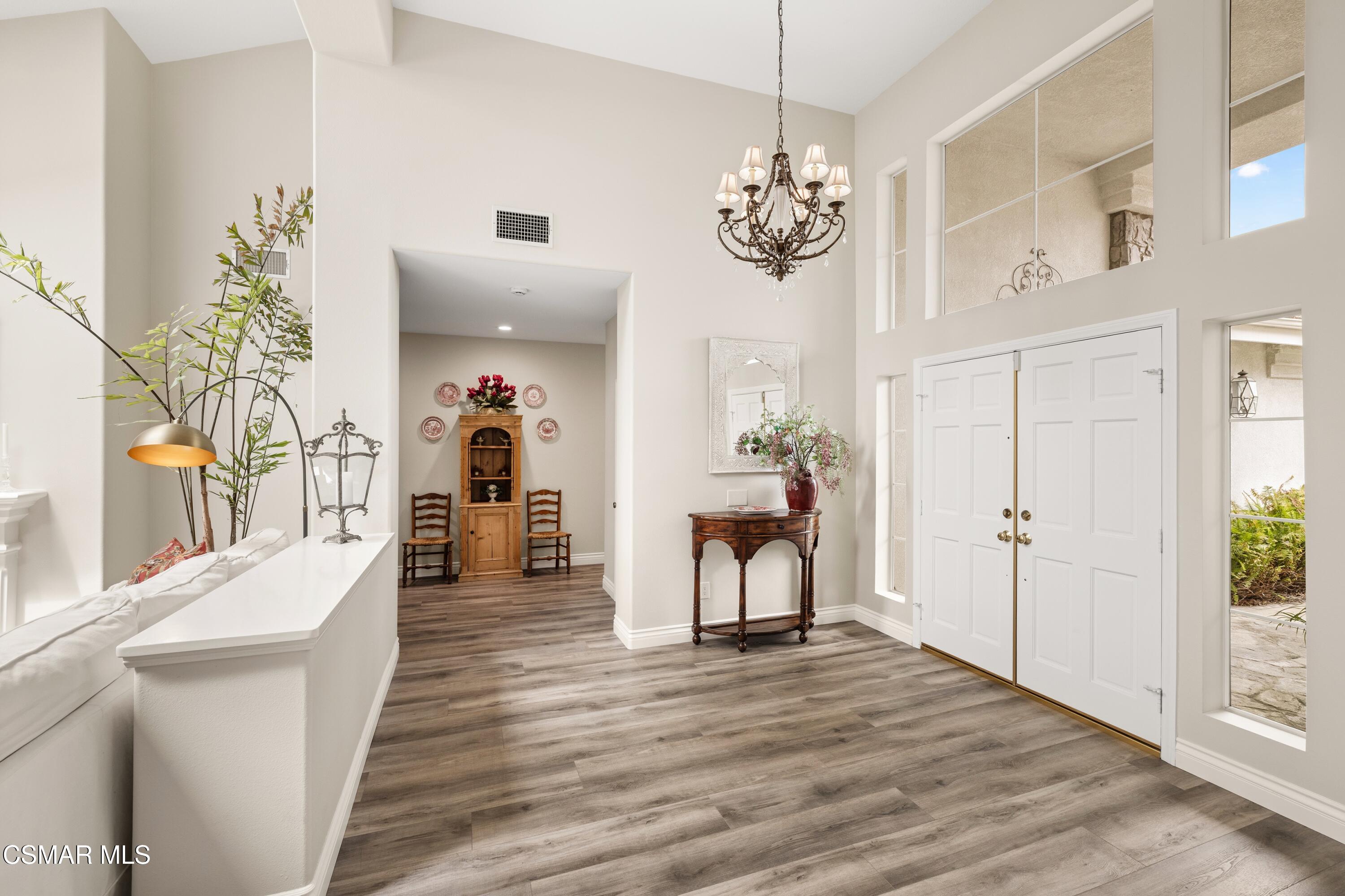 1820 Crystal View Circle